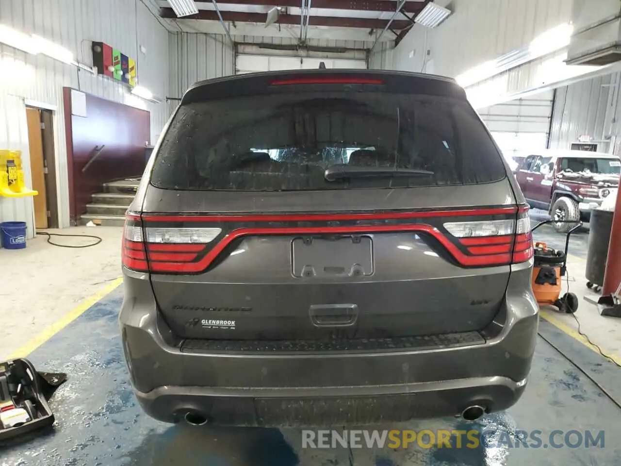6 Photograph of a damaged car 1C4RDJDG7MC837647 DODGE DURANGO 2021