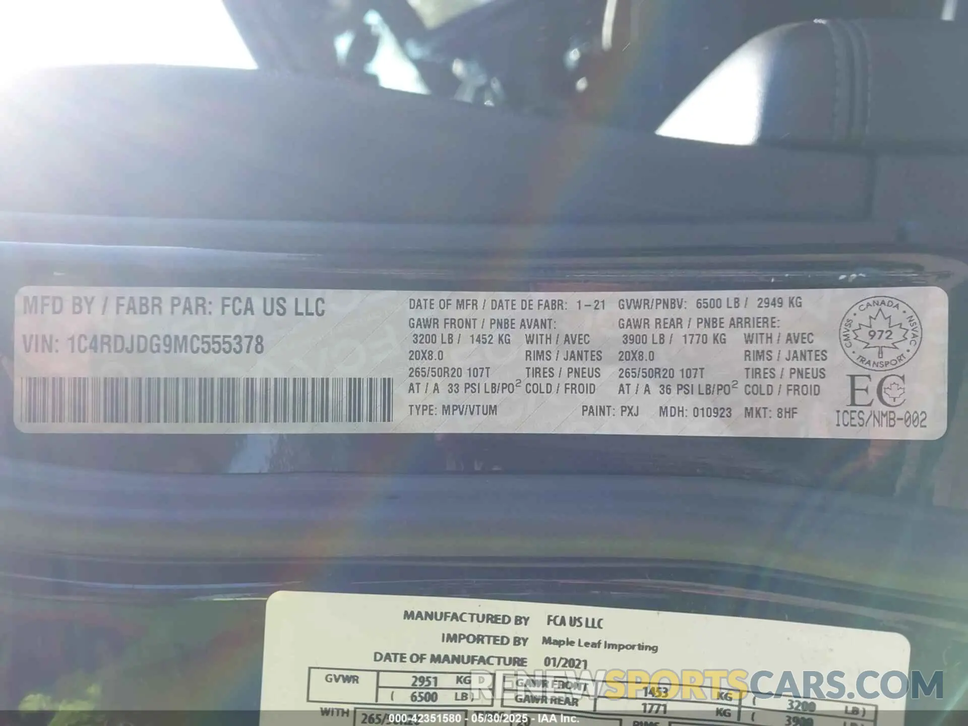 9 Photograph of a damaged car 1C4RDJDG9MC555378 DODGE DURANGO 2021