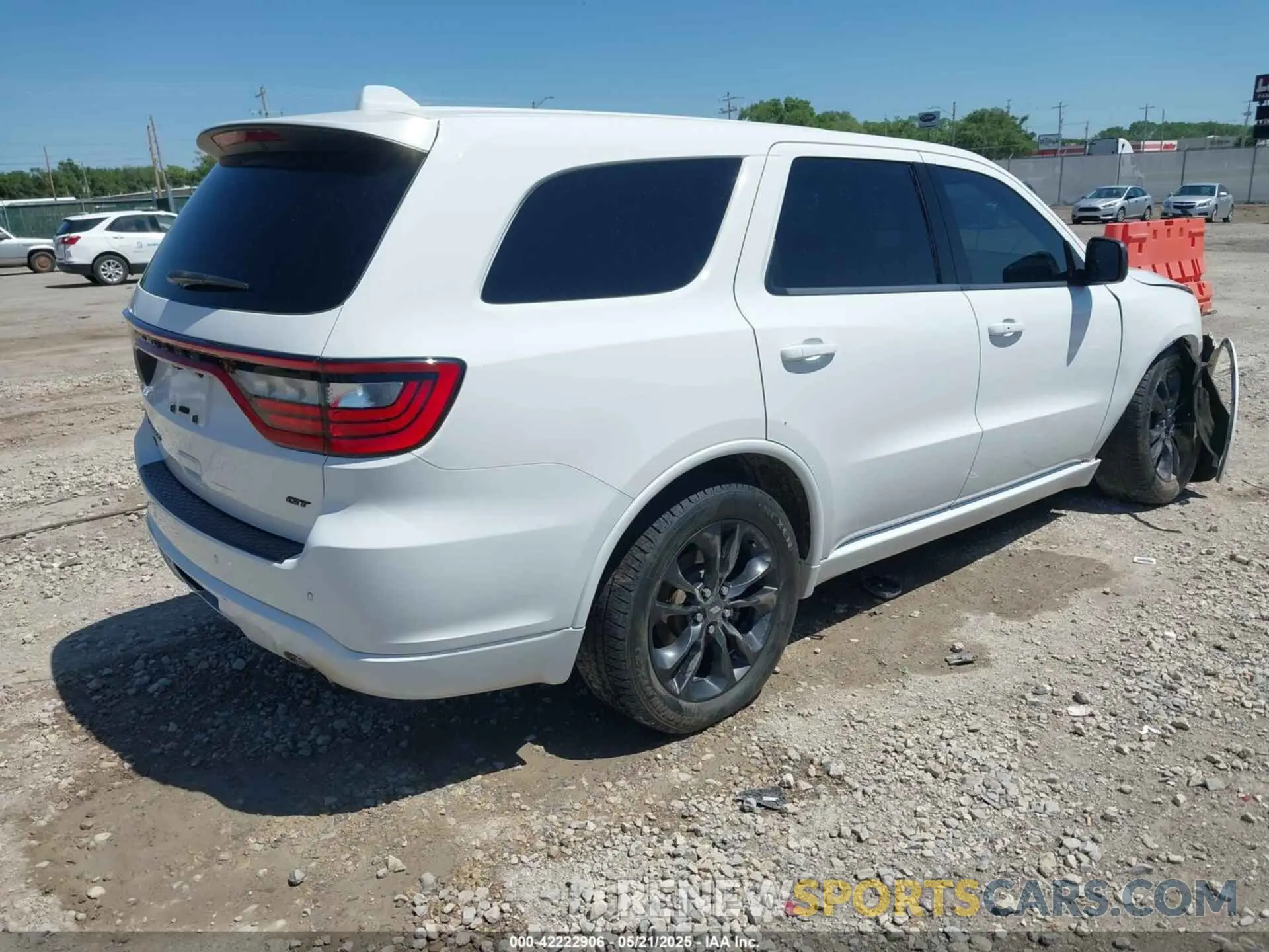 4 Photograph of a damaged car 1C4RDJDG9MC575517 DODGE DURANGO 2021