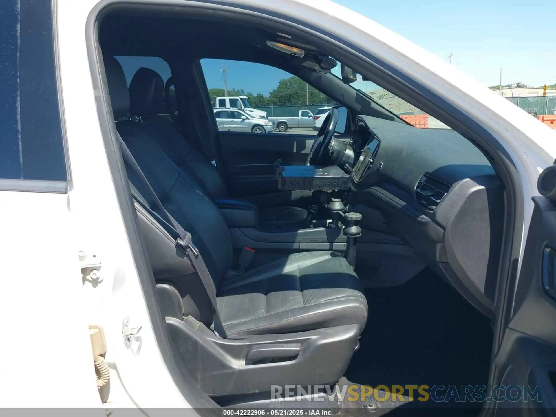 5 Photograph of a damaged car 1C4RDJDG9MC575517 DODGE DURANGO 2021