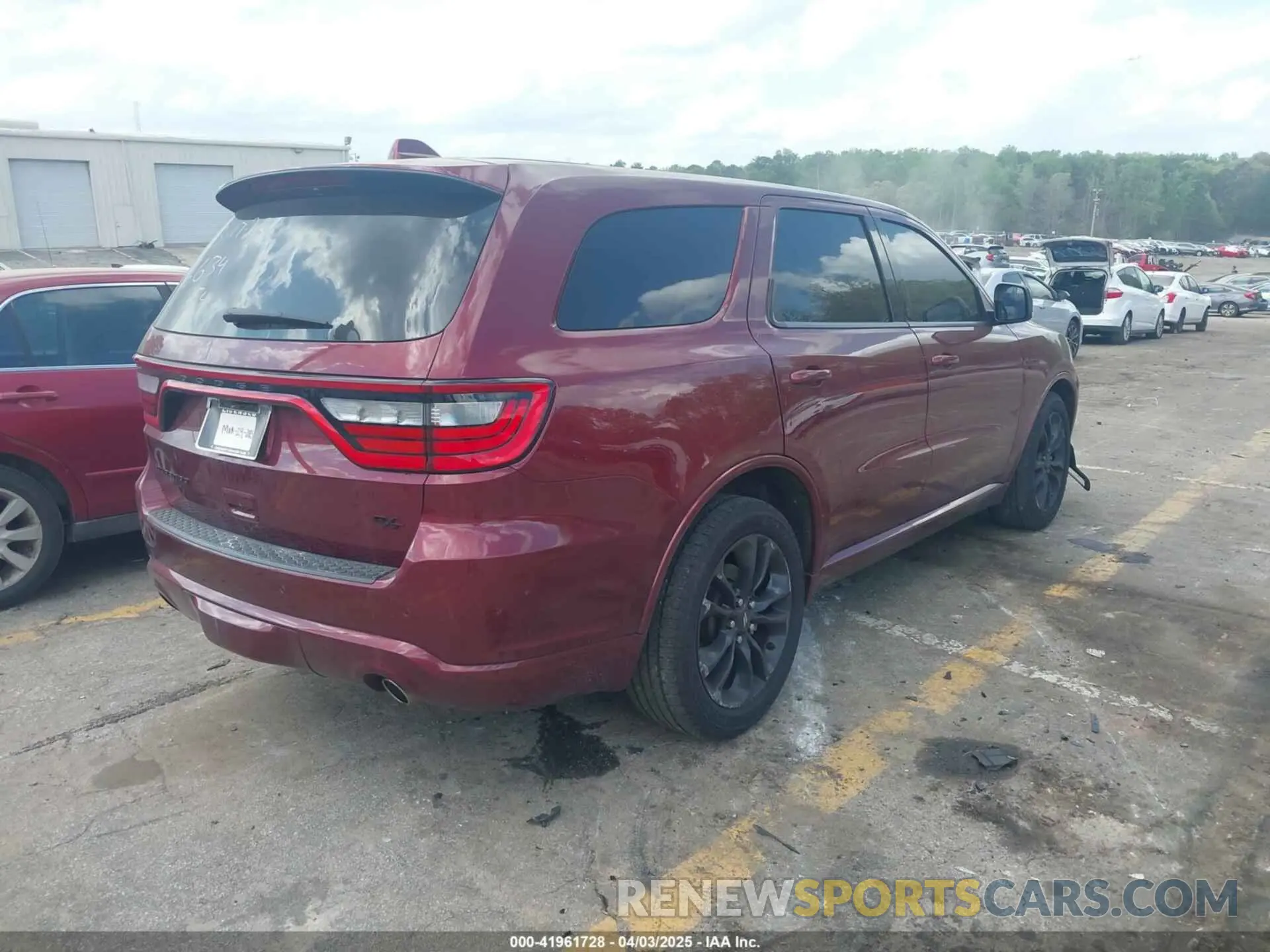 4 Photograph of a damaged car 1C4SDHCT0MC636634 DODGE DURANGO 2021