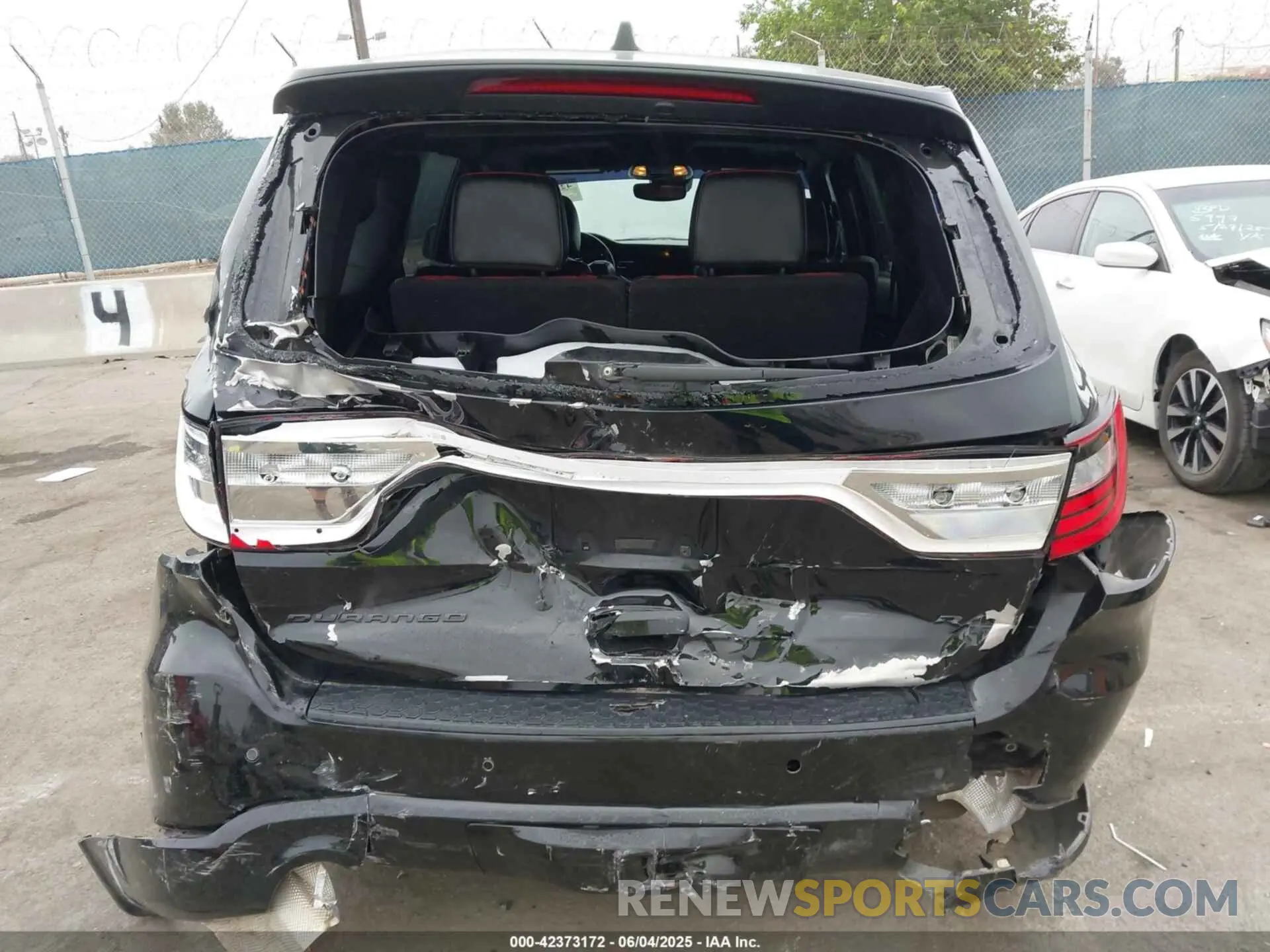 16 Photograph of a damaged car 1C4SDHCT5MC660105 DODGE DURANGO 2021