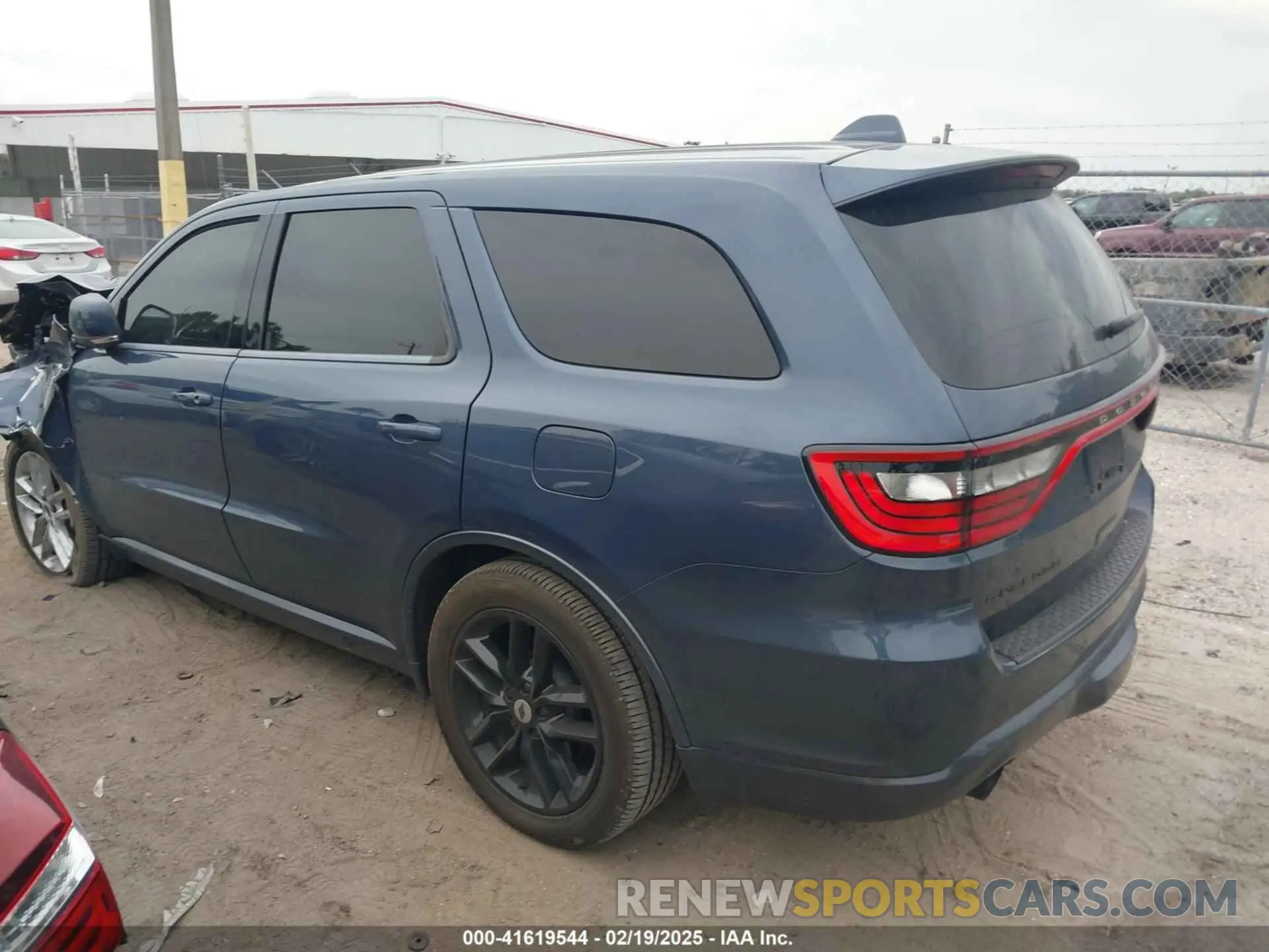 3 Photograph of a damaged car 1C4SDHCT5MC863611 DODGE DURANGO 2021