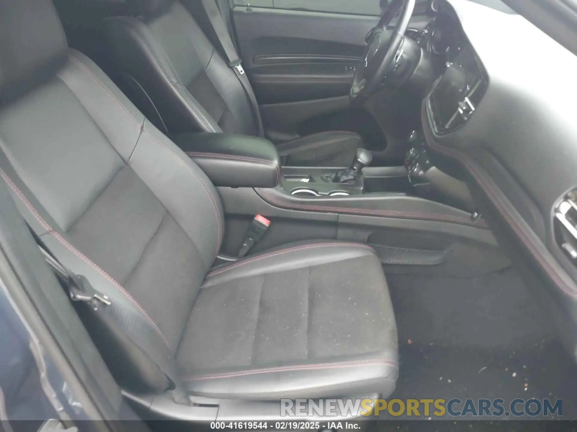 5 Photograph of a damaged car 1C4SDHCT5MC863611 DODGE DURANGO 2021