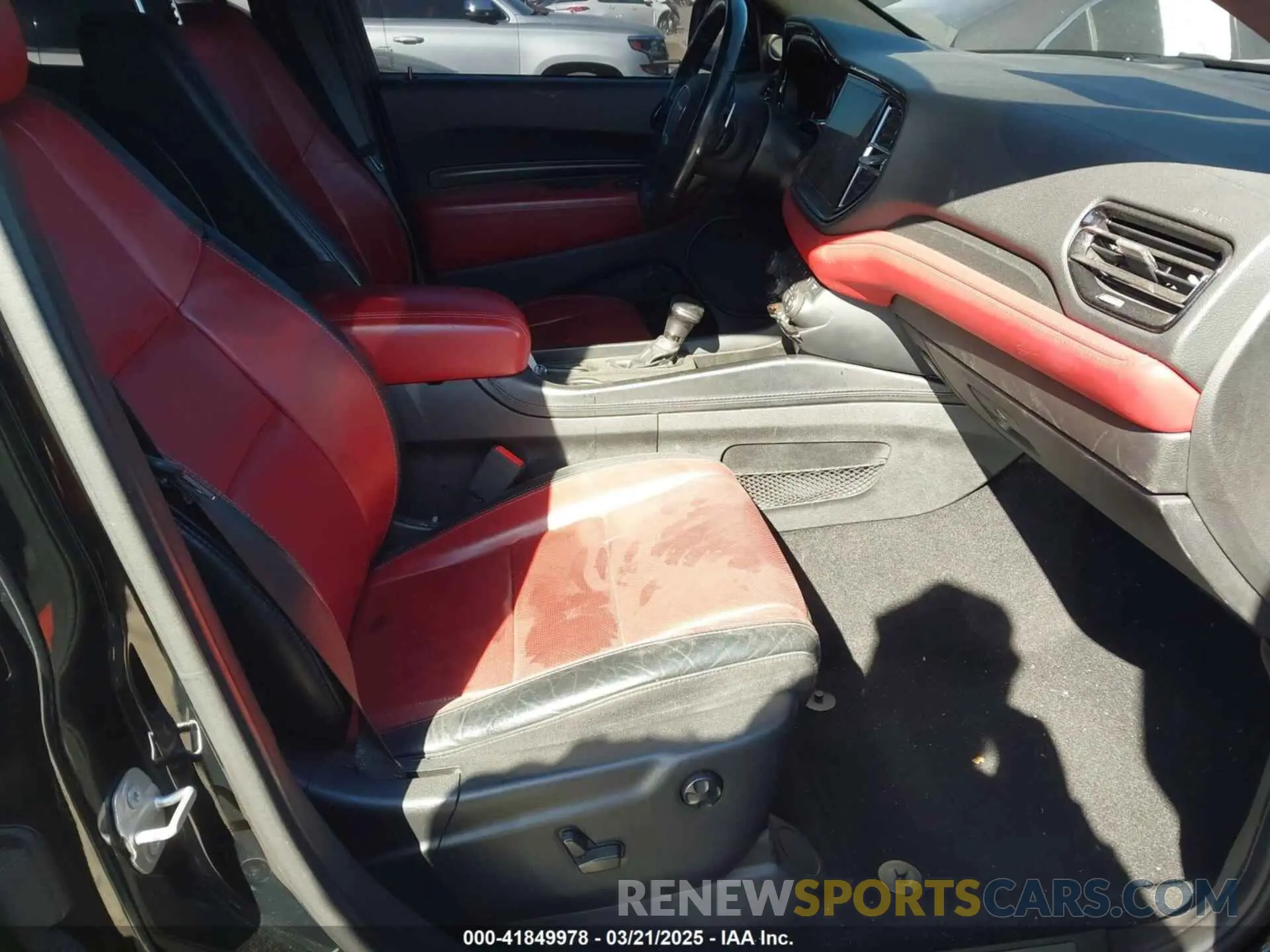5 Photograph of a damaged car 1C4SDHCT9MC638513 DODGE DURANGO 2021