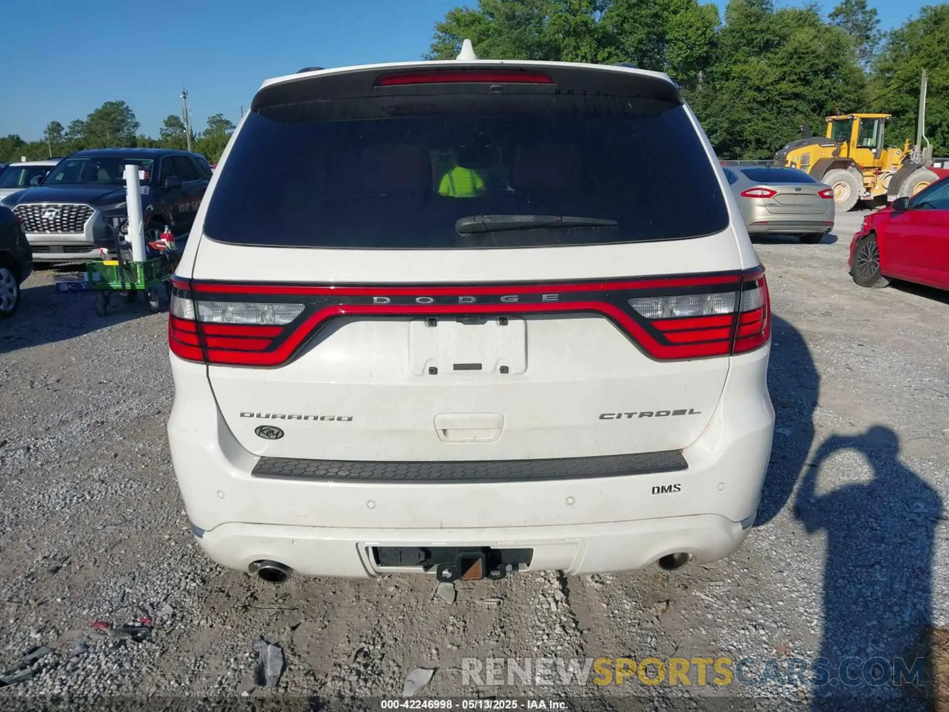 16 Photograph of a damaged car 1C4SDHET7MC760977 DODGE DURANGO 2021