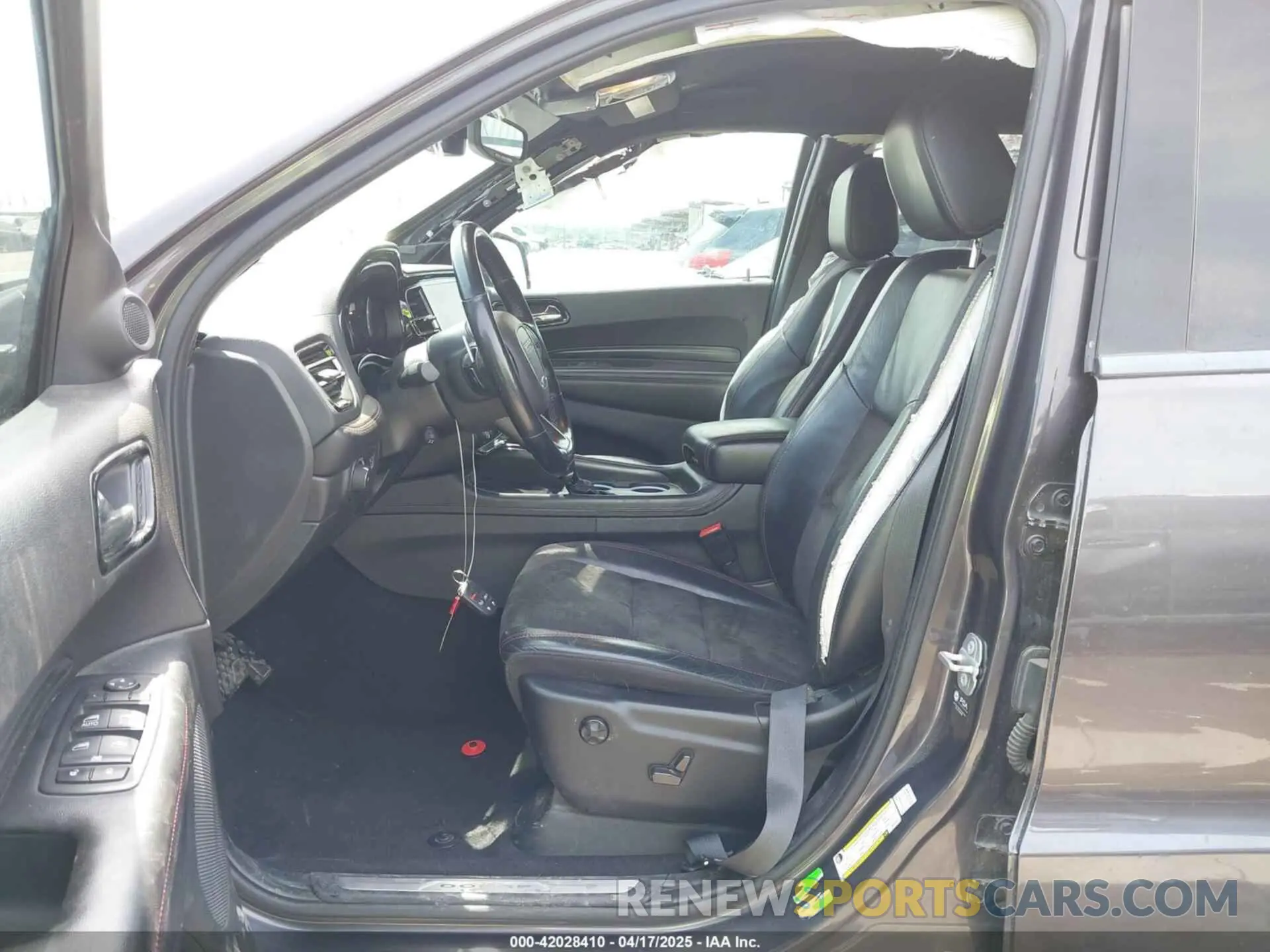 5 Photograph of a damaged car 1C4SDJCT1MC820407 DODGE DURANGO 2021
