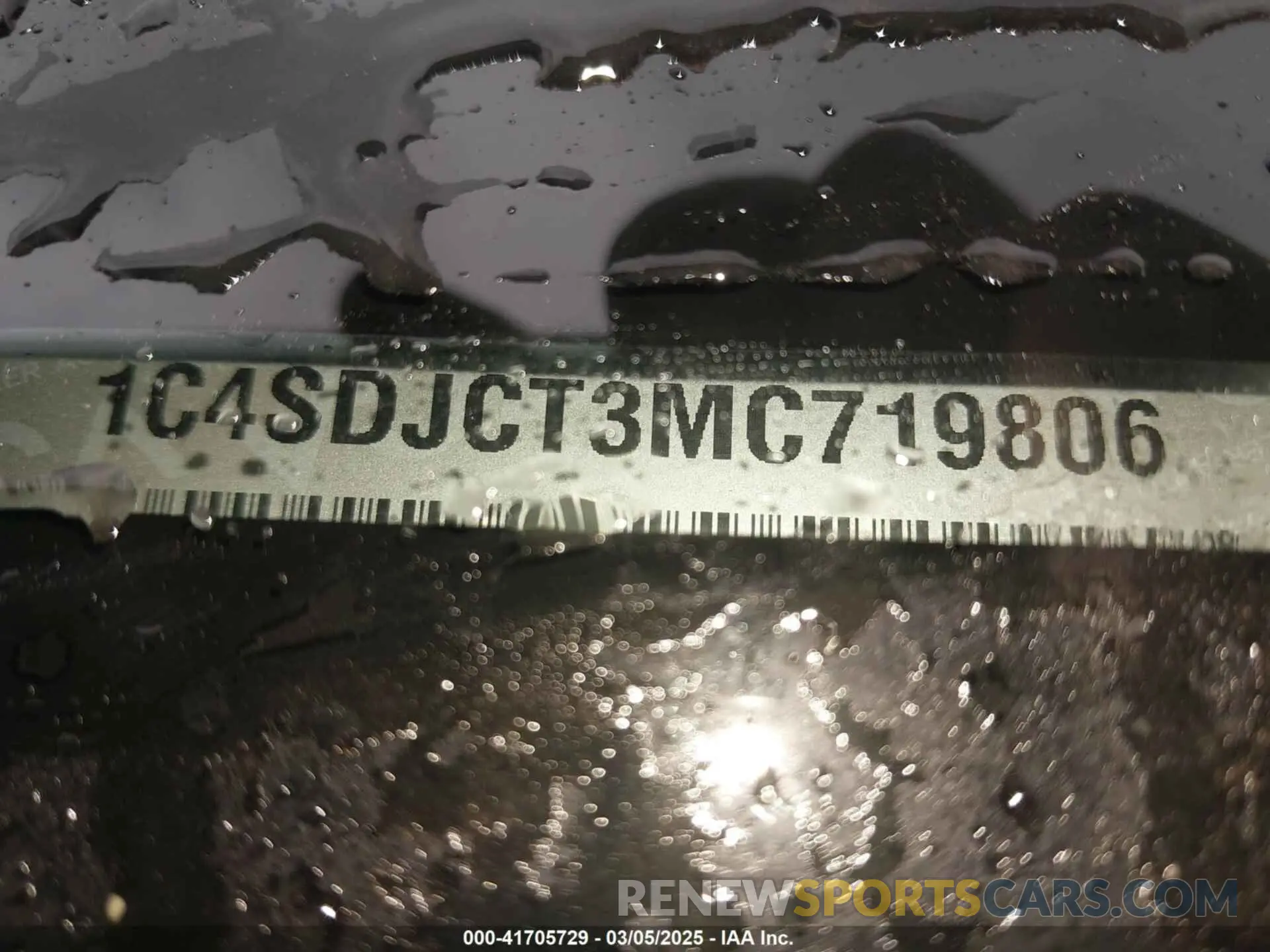 9 Photograph of a damaged car 1C4SDJCT3MC719806 DODGE DURANGO 2021