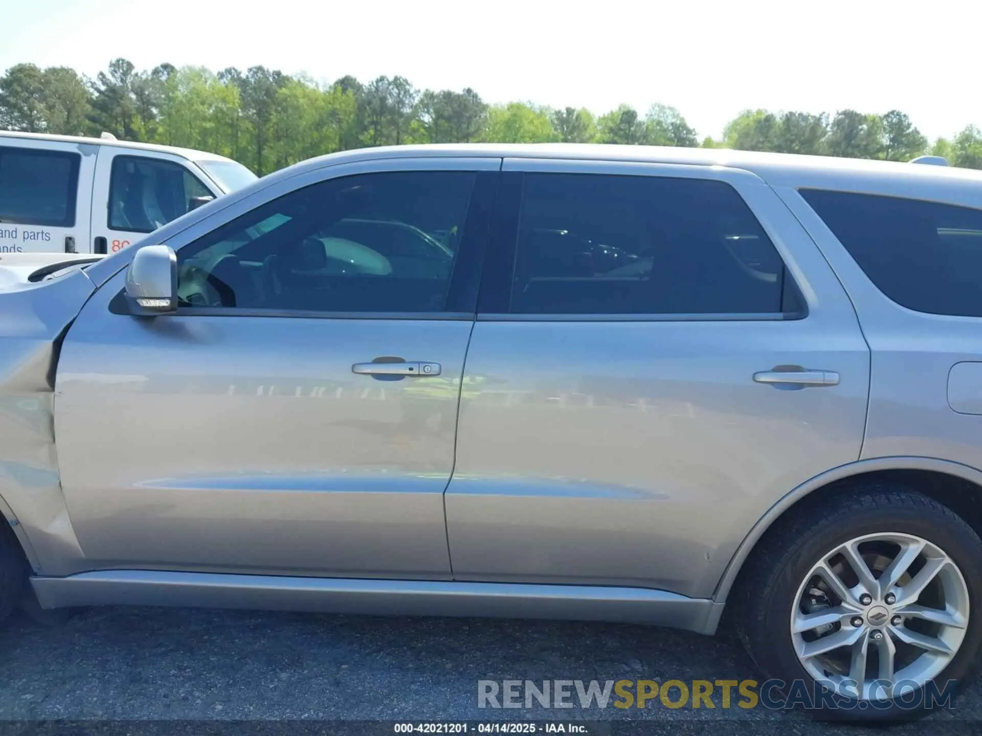 14 Photograph of a damaged car 1C4SDJCT4MC578289 DODGE DURANGO 2021