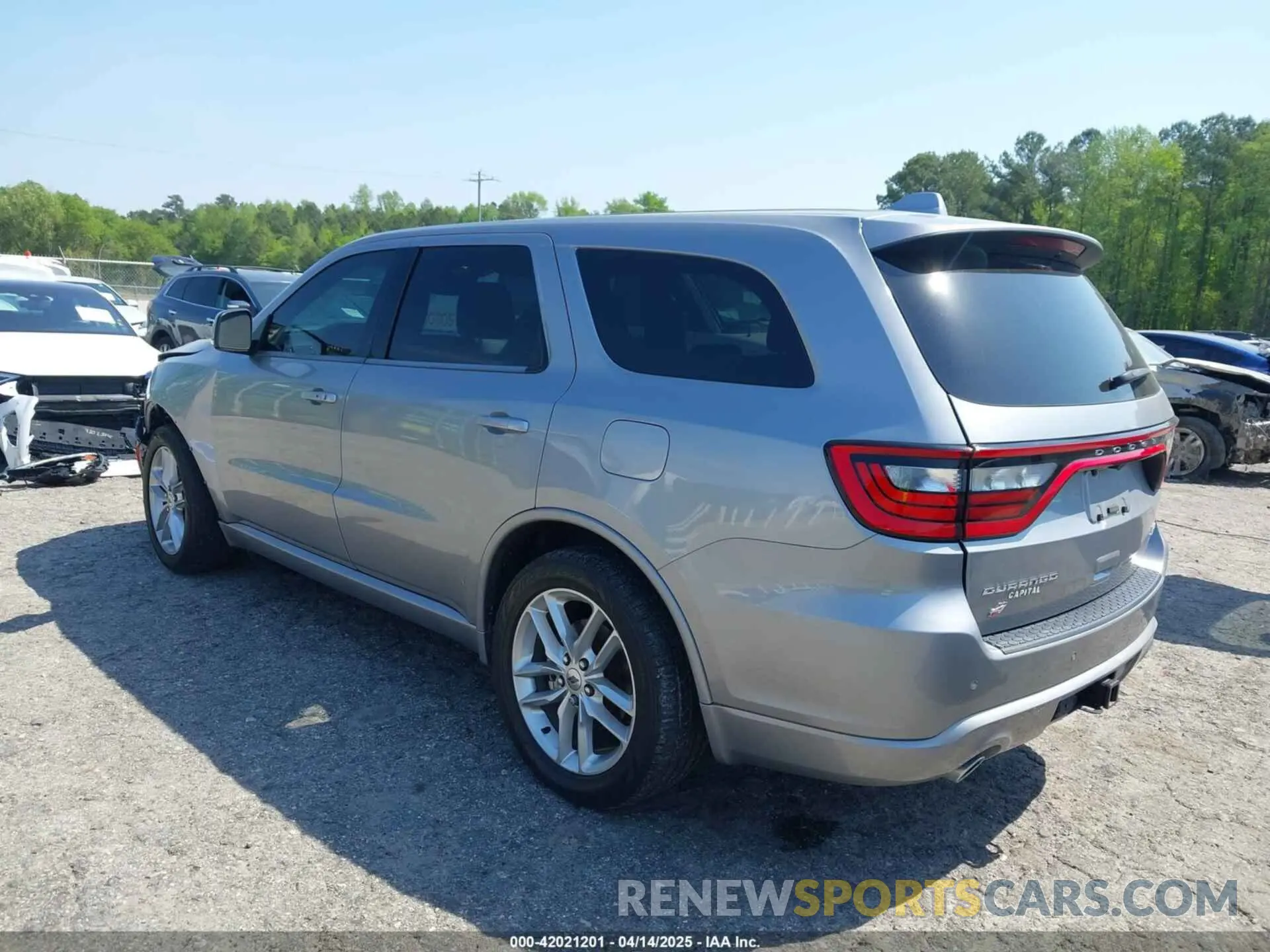 3 Photograph of a damaged car 1C4SDJCT4MC578289 DODGE DURANGO 2021
