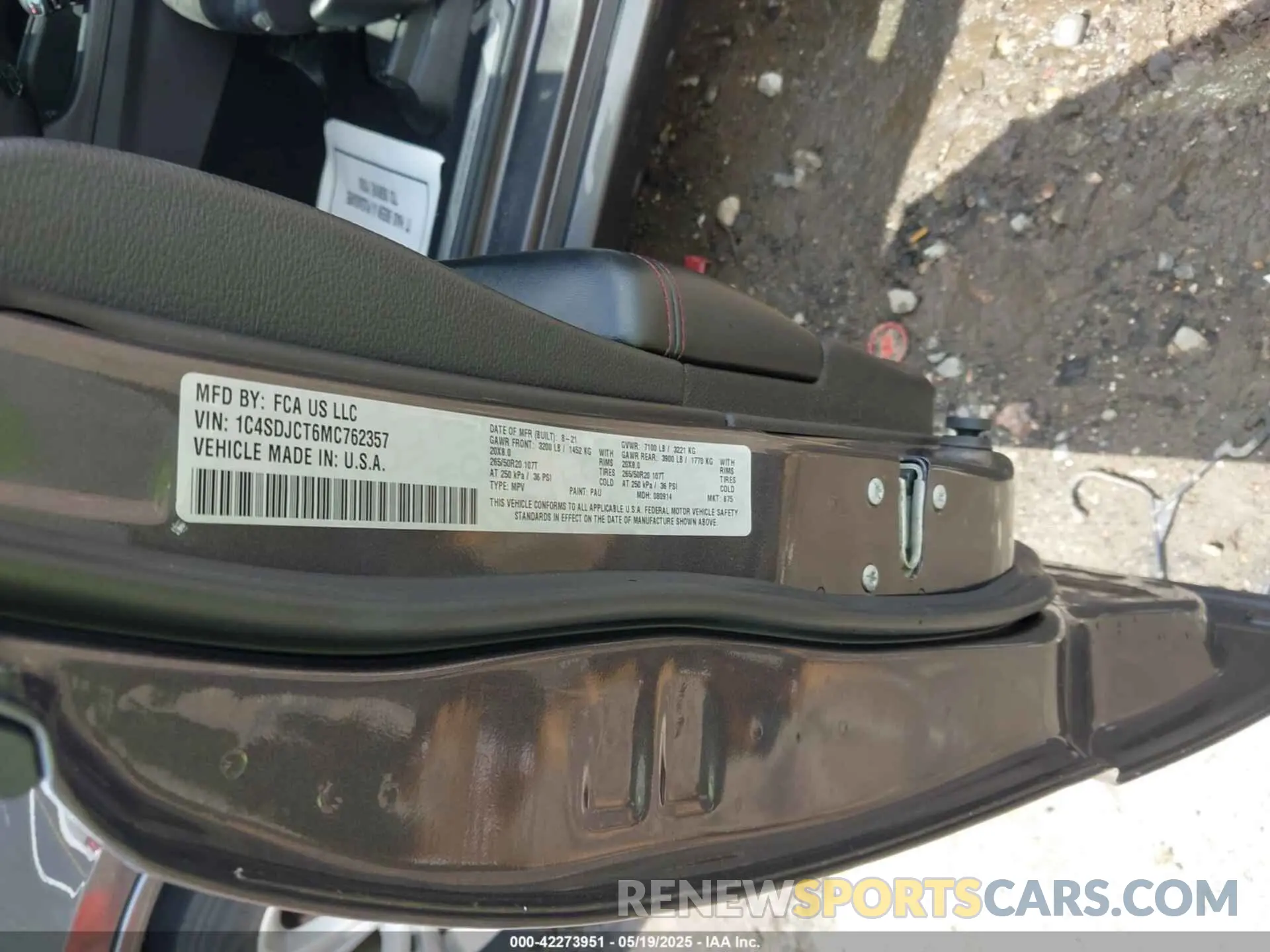 9 Photograph of a damaged car 1C4SDJCT6MC762357 DODGE DURANGO 2021