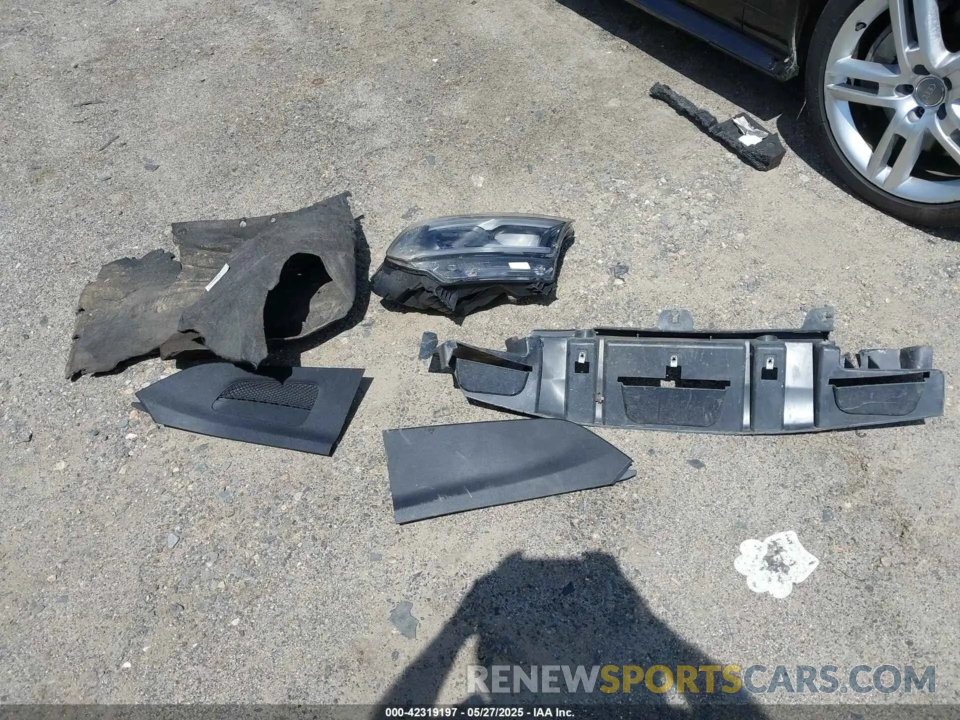 11 Photograph of a damaged car 1C4SDJCT6MC850650 DODGE DURANGO 2021
