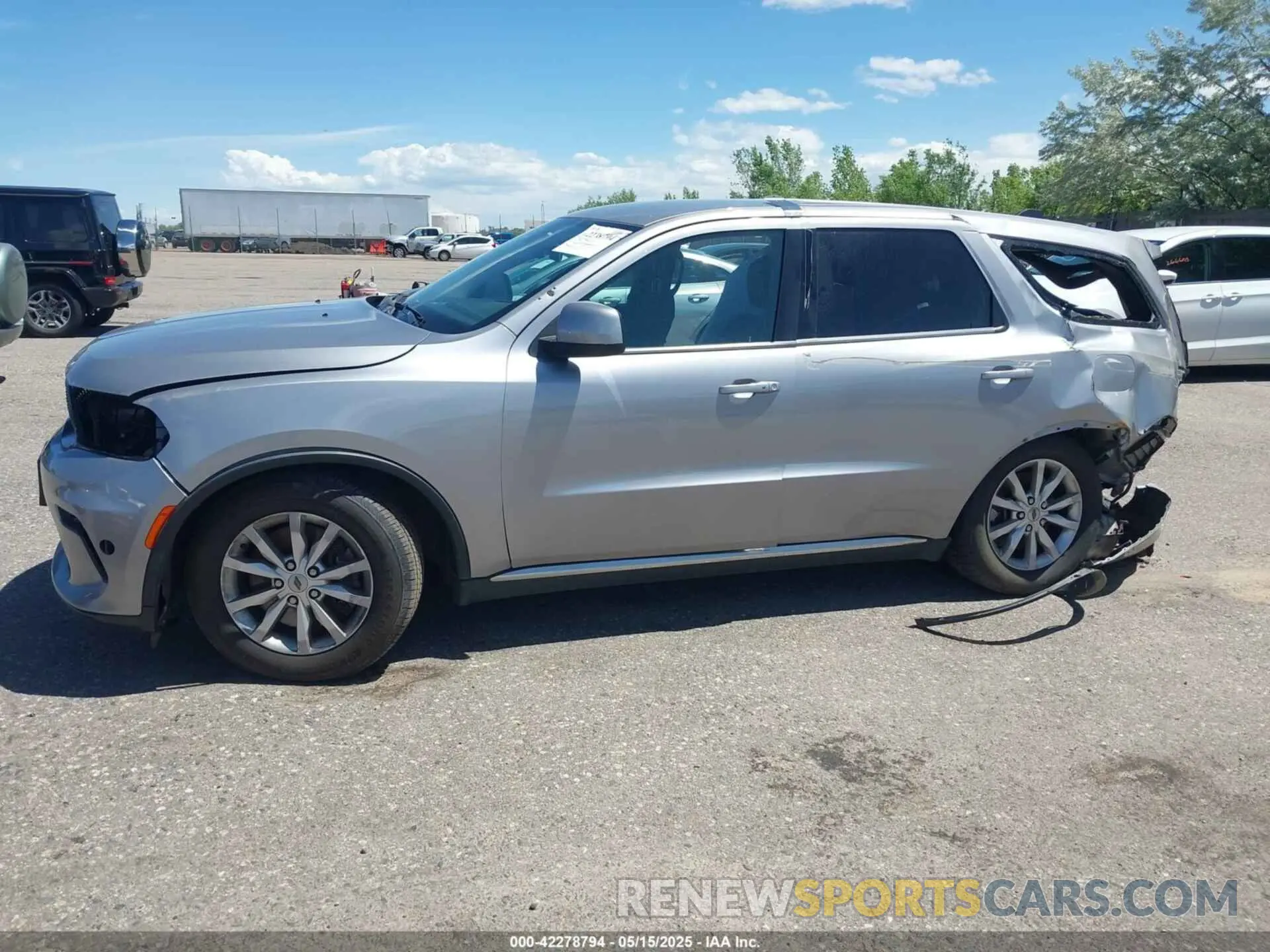 14 Photograph of a damaged car 1C4SDJFT0MC696318 DODGE DURANGO 2021