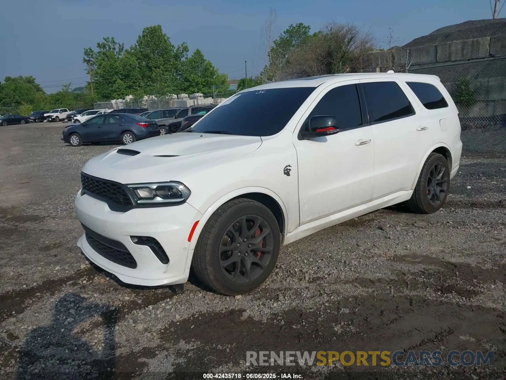 2 Photograph of a damaged car 1C4SDJH90MC643068 DODGE DURANGO 2021