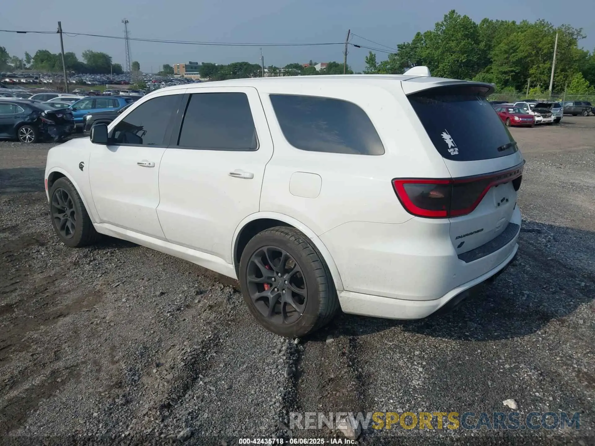 3 Photograph of a damaged car 1C4SDJH90MC643068 DODGE DURANGO 2021