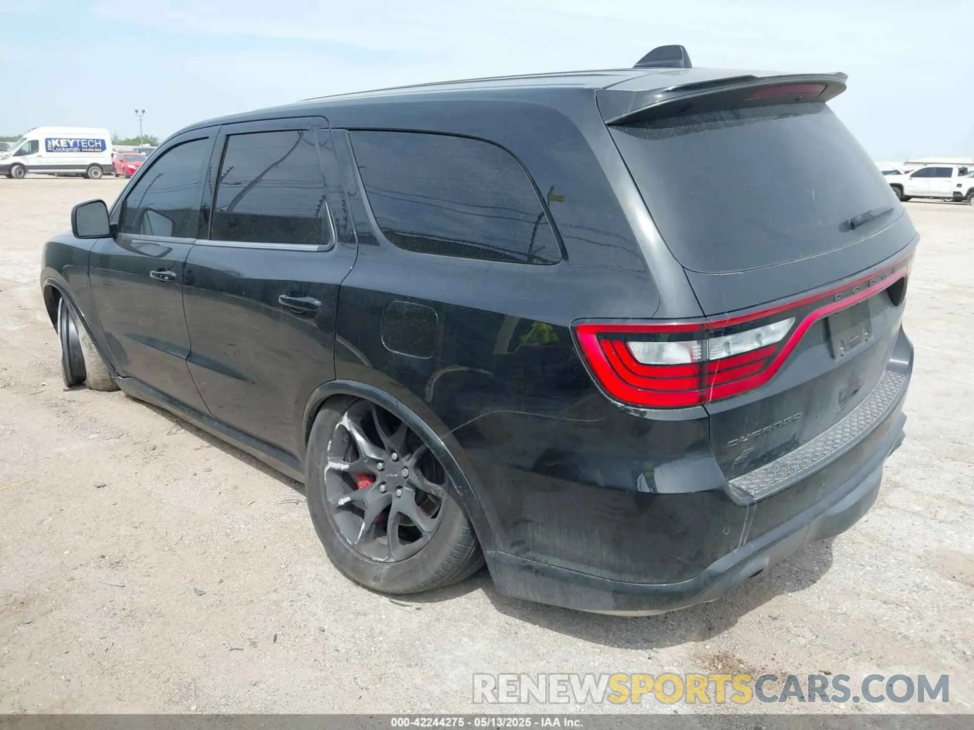 3 Photograph of a damaged car 1C4SDJH90MC689175 DODGE DURANGO 2021
