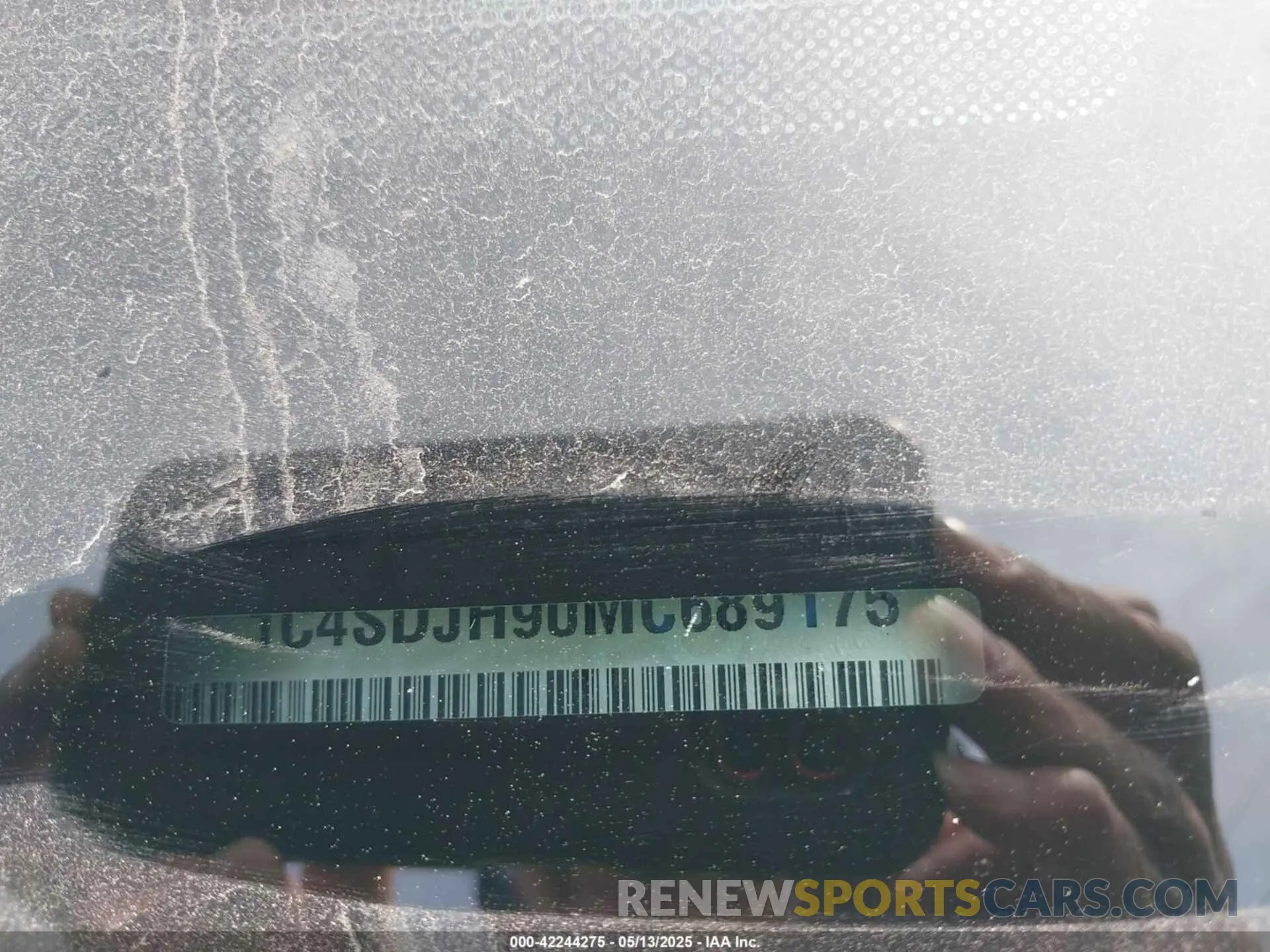 9 Photograph of a damaged car 1C4SDJH90MC689175 DODGE DURANGO 2021