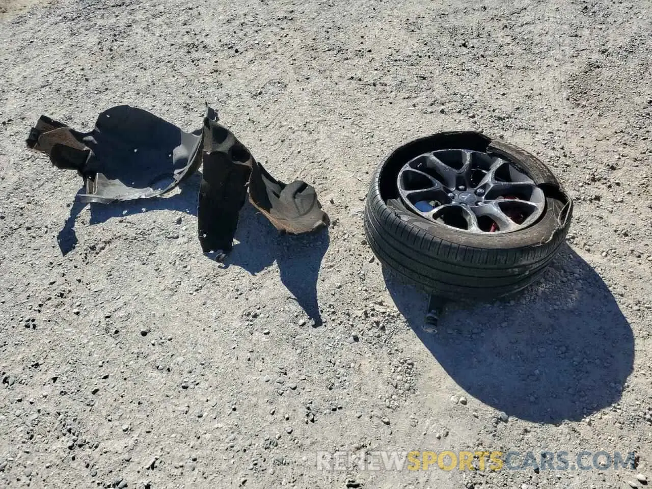 13 Photograph of a damaged car 1C4SDJH93MC606015 DODGE DURANGO 2021