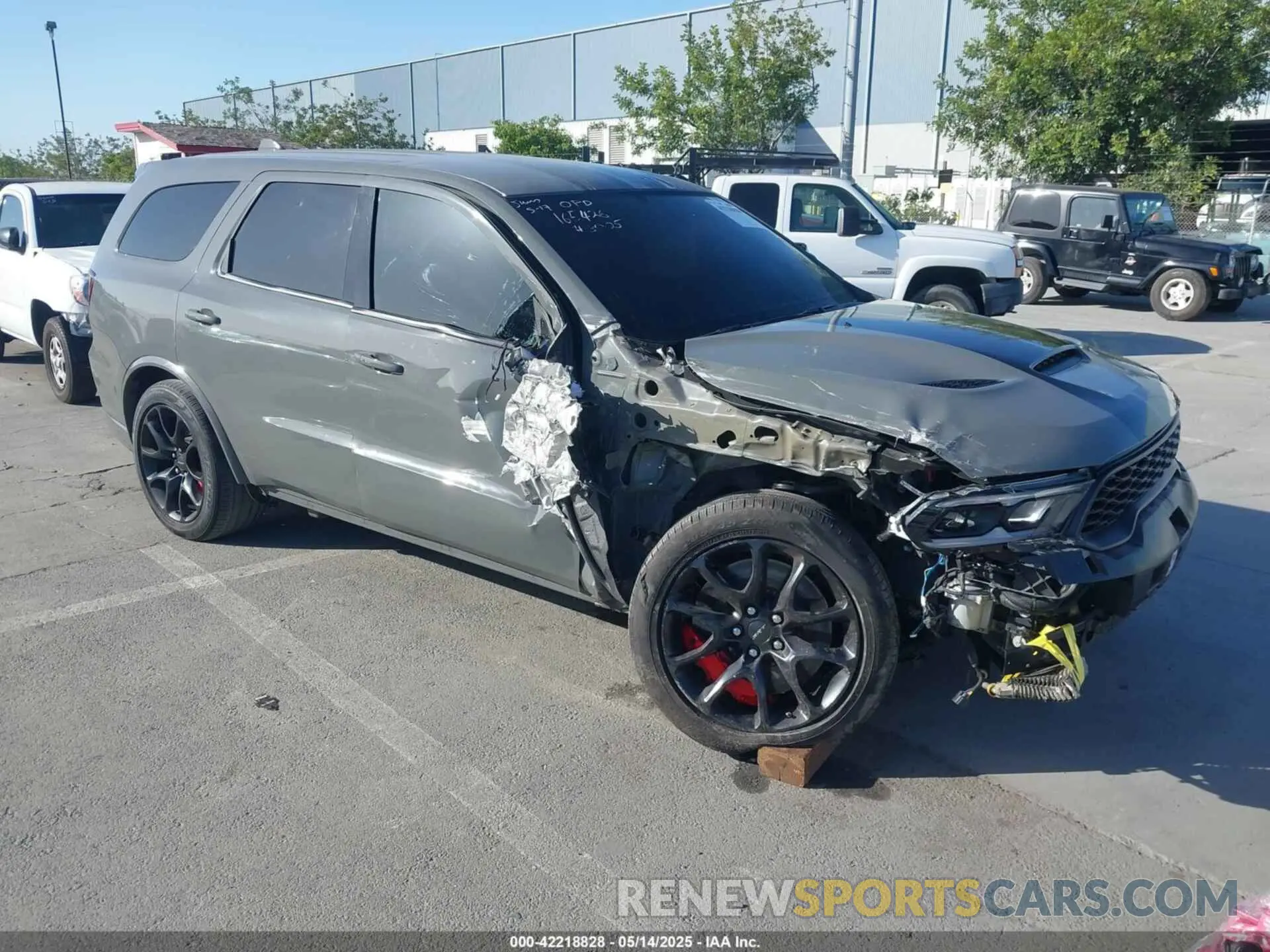 1 Photograph of a damaged car 1C4SDJH93MC662309 DODGE DURANGO 2021