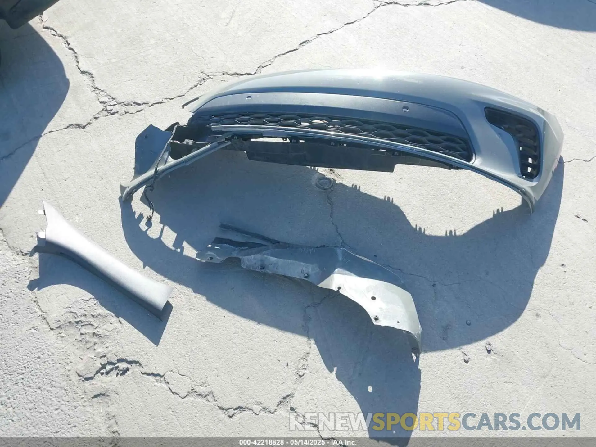 12 Photograph of a damaged car 1C4SDJH93MC662309 DODGE DURANGO 2021