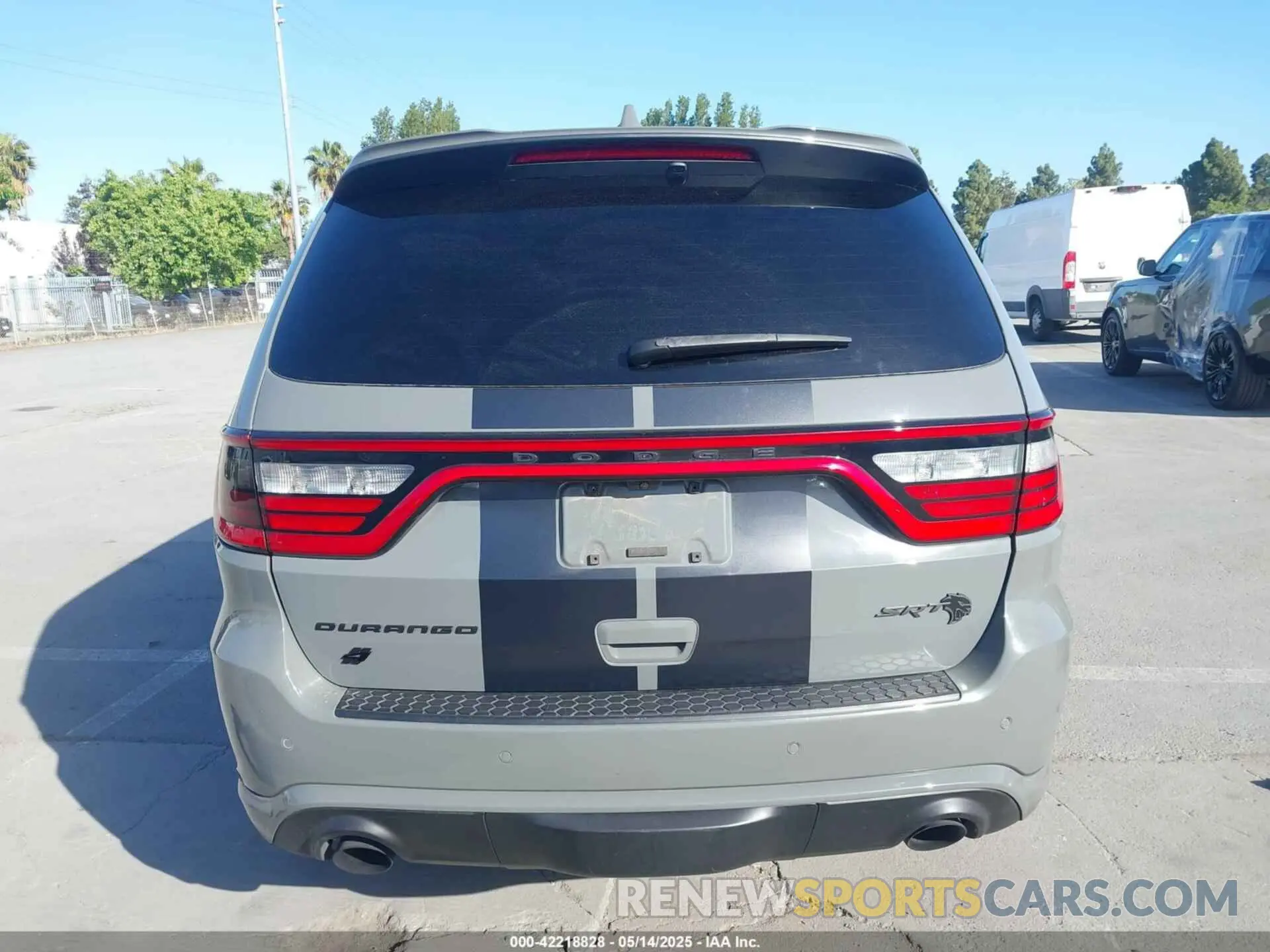 17 Photograph of a damaged car 1C4SDJH93MC662309 DODGE DURANGO 2021