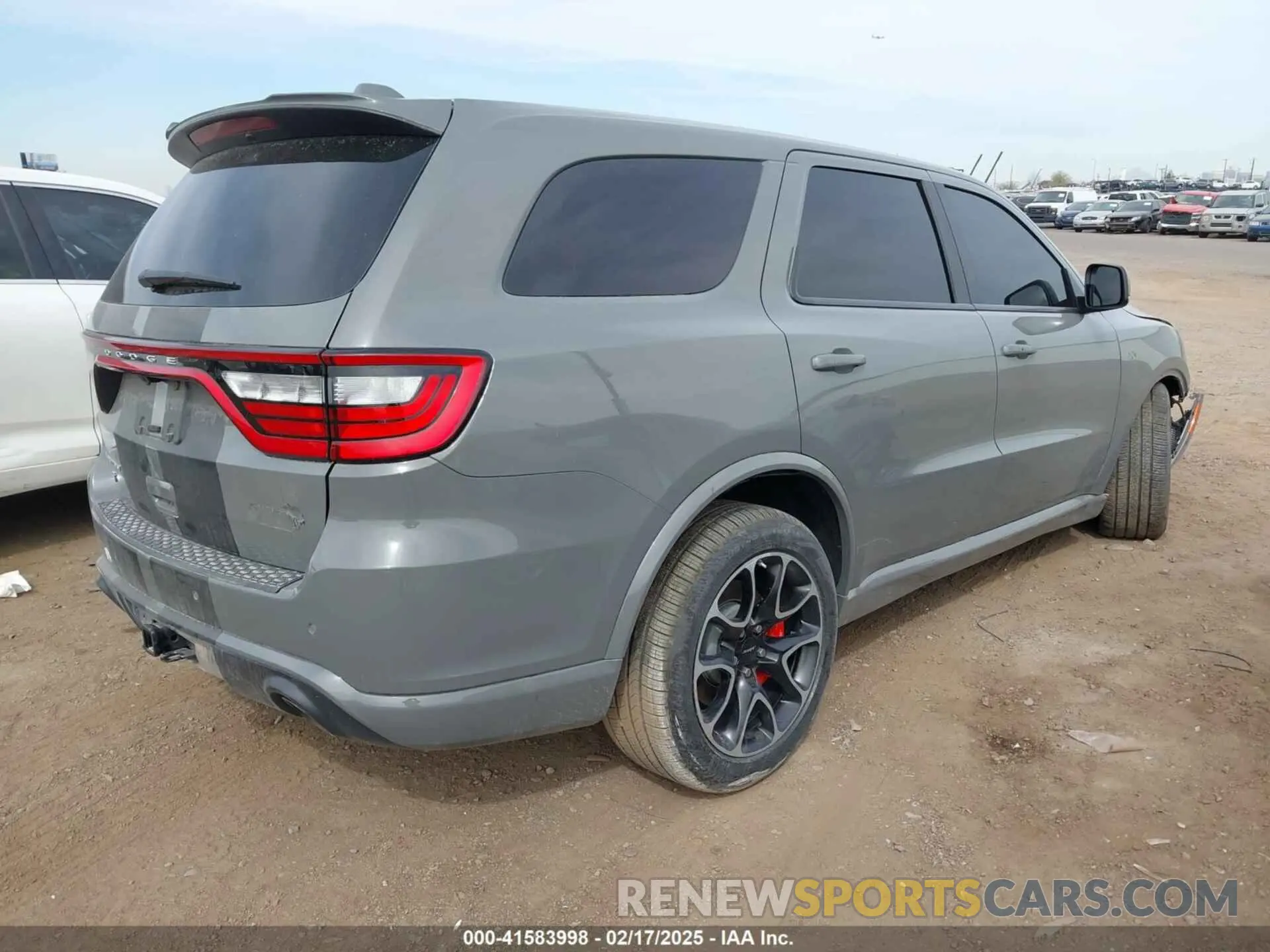 4 Photograph of a damaged car 1C4SDJH93MC746209 DODGE DURANGO 2021