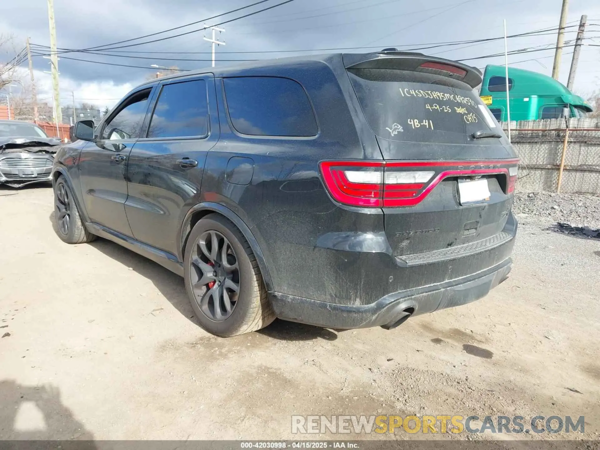 3 Photograph of a damaged car 1C4SDJH95MC692590 DODGE DURANGO 2021