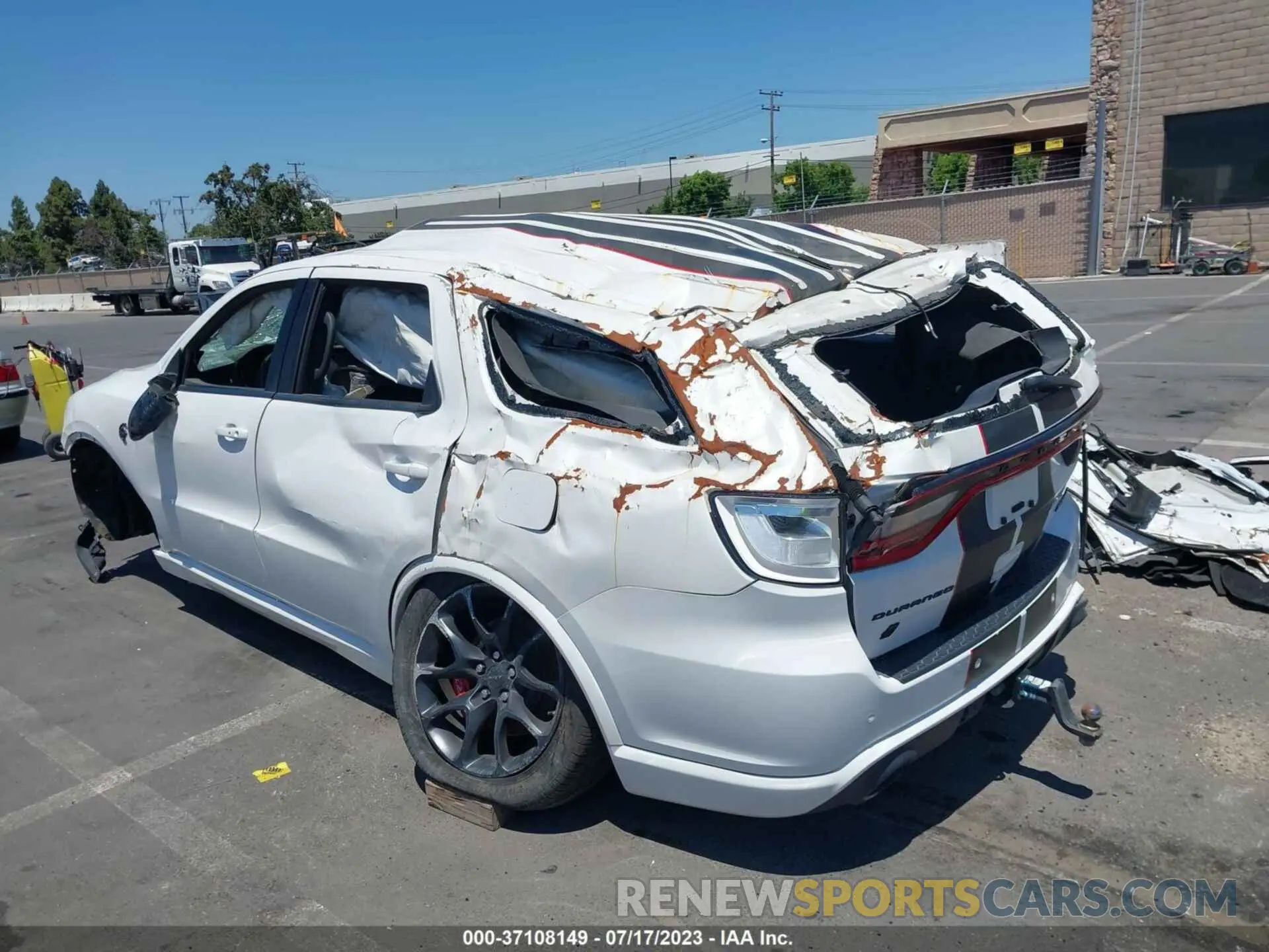6 Photograph of a damaged car 1C4SDJH97MC689528 DODGE DURANGO 2021
