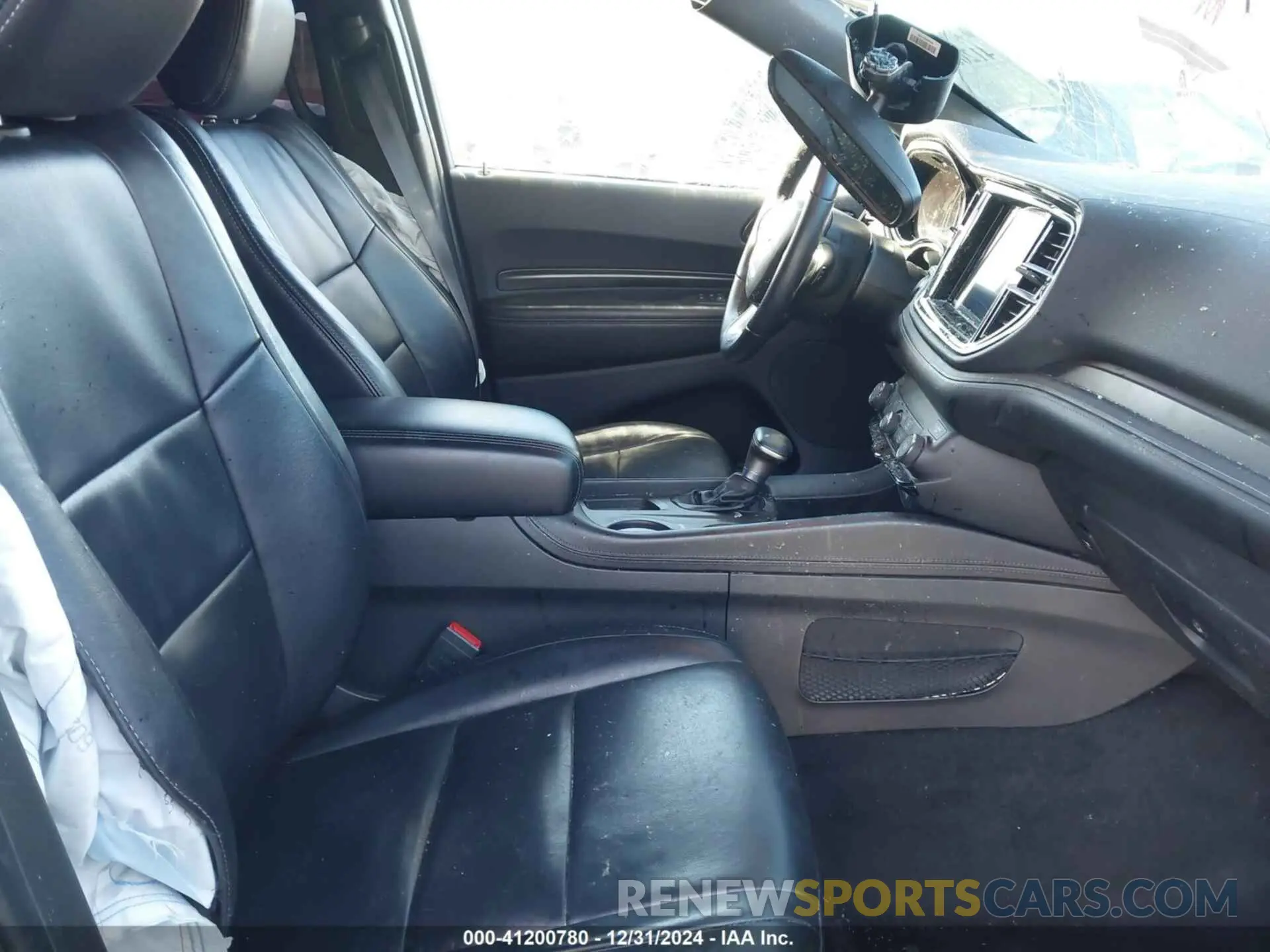 5 Photograph of a damaged car 1C4RDHAG2NC159324 DODGE DURANGO 2022