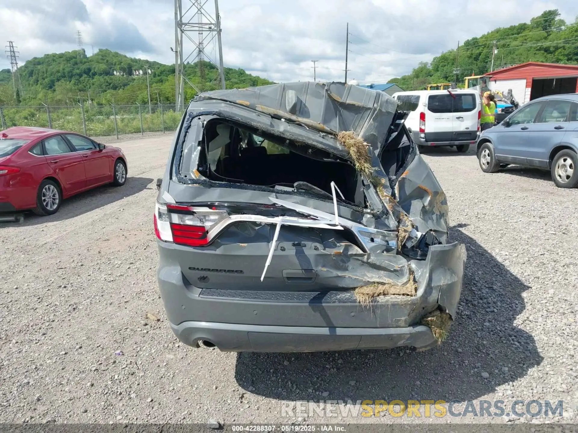 15 Photograph of a damaged car 1C4RDJAG0NC104782 DODGE DURANGO 2022