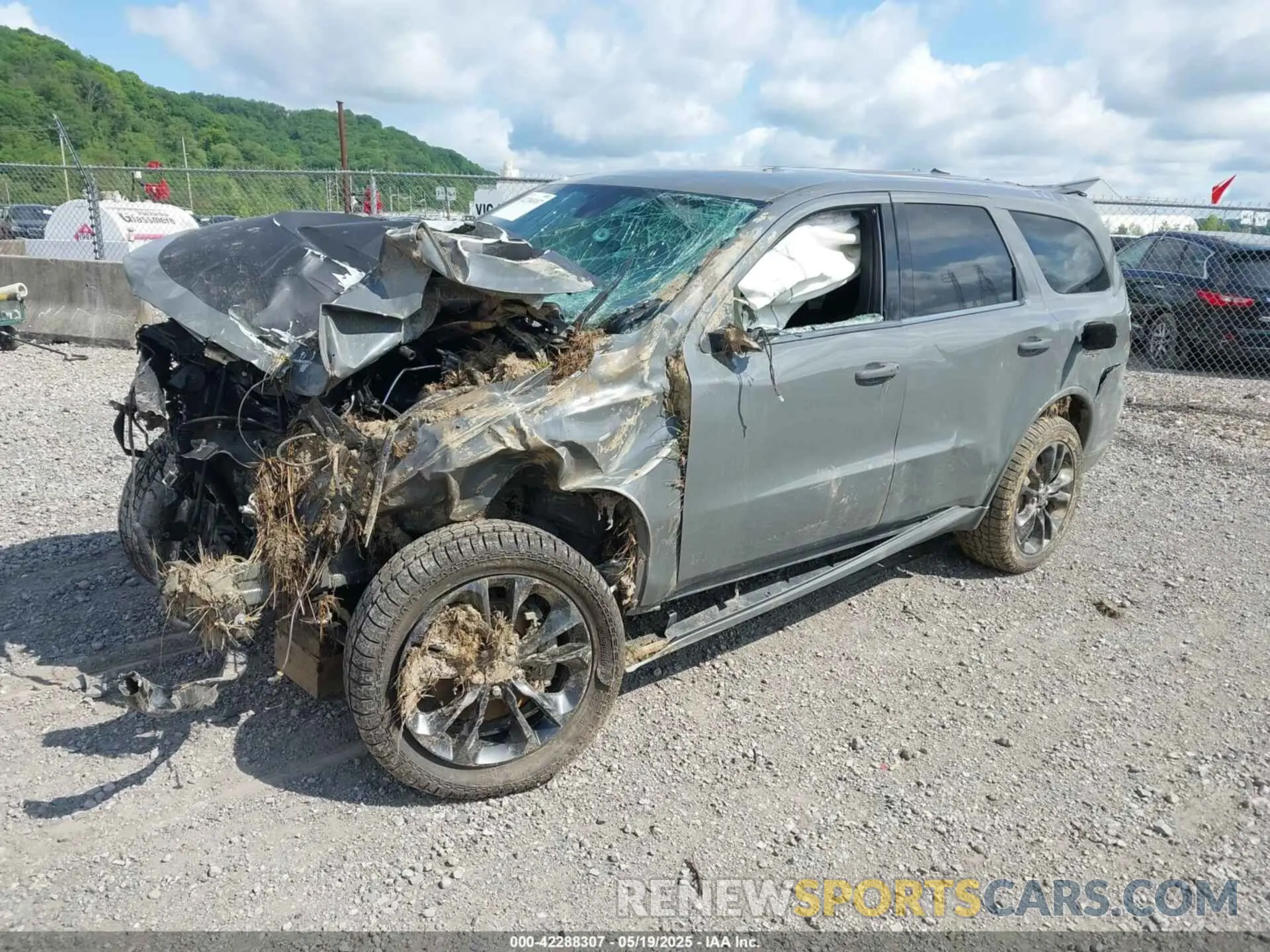 2 Photograph of a damaged car 1C4RDJAG0NC104782 DODGE DURANGO 2022