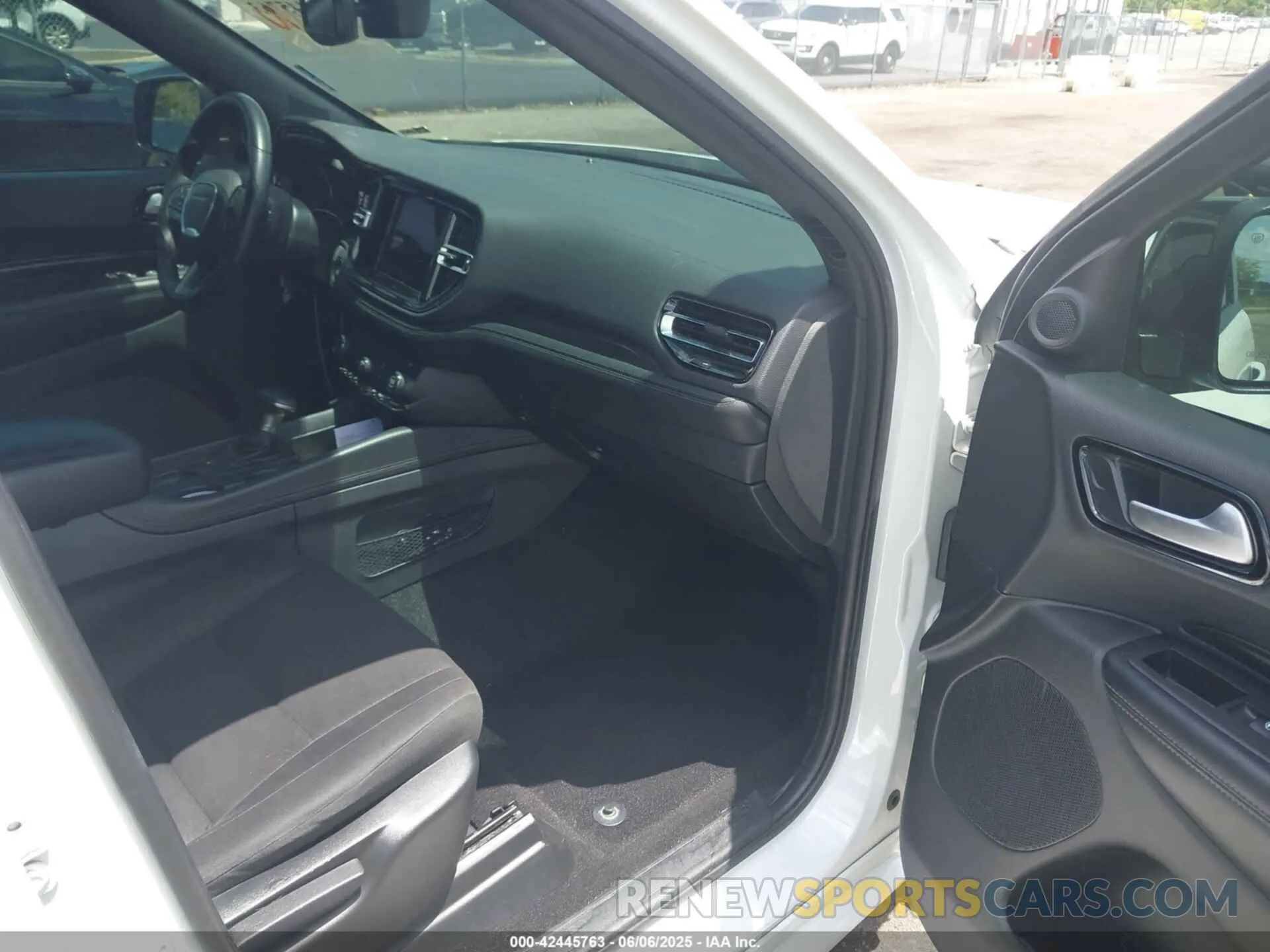 5 Photograph of a damaged car 1C4RDJAG2NC174333 DODGE DURANGO 2022