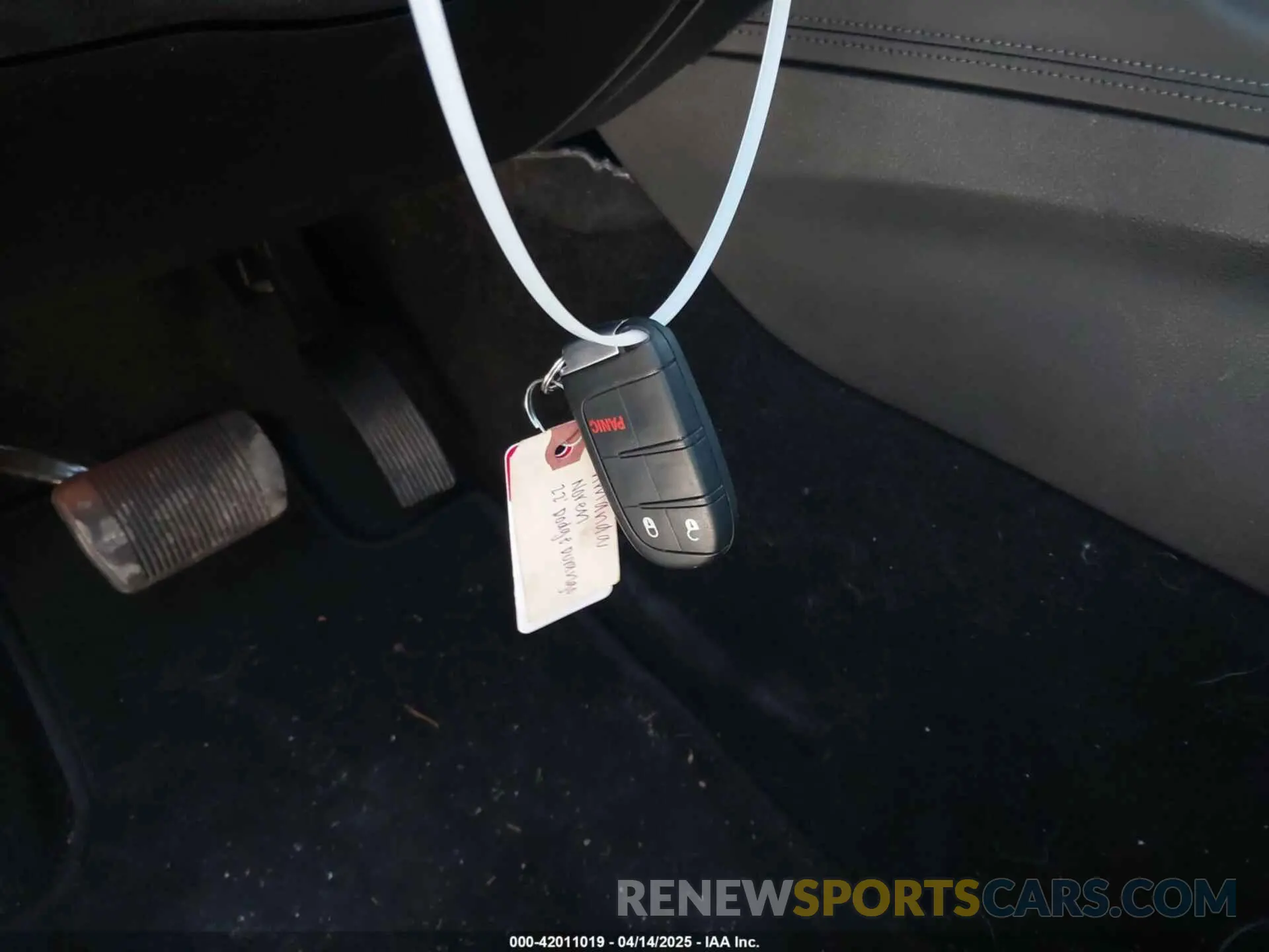 17 Photograph of a damaged car 1C4RDJAG6NC129900 DODGE DURANGO 2022