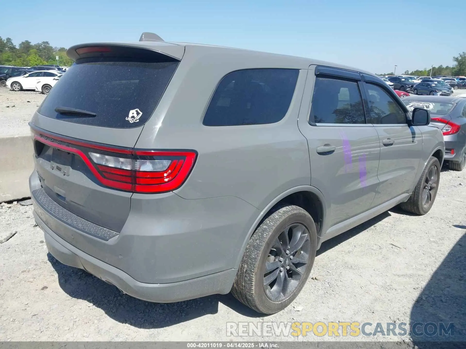 4 Photograph of a damaged car 1C4RDJAG6NC129900 DODGE DURANGO 2022