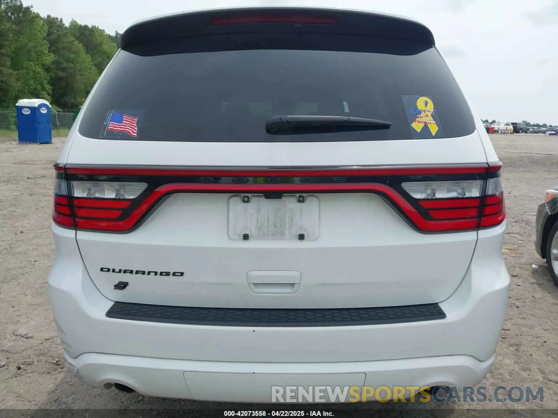 17 Photograph of a damaged car 1C4RDJAGXNC173642 DODGE DURANGO 2022