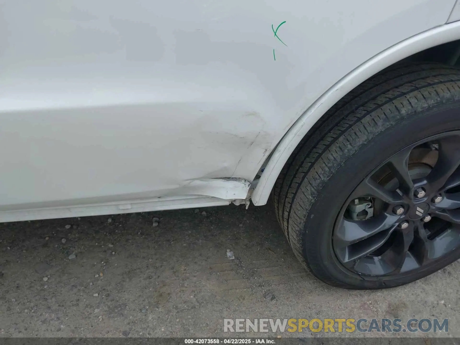 6 Photograph of a damaged car 1C4RDJAGXNC173642 DODGE DURANGO 2022
