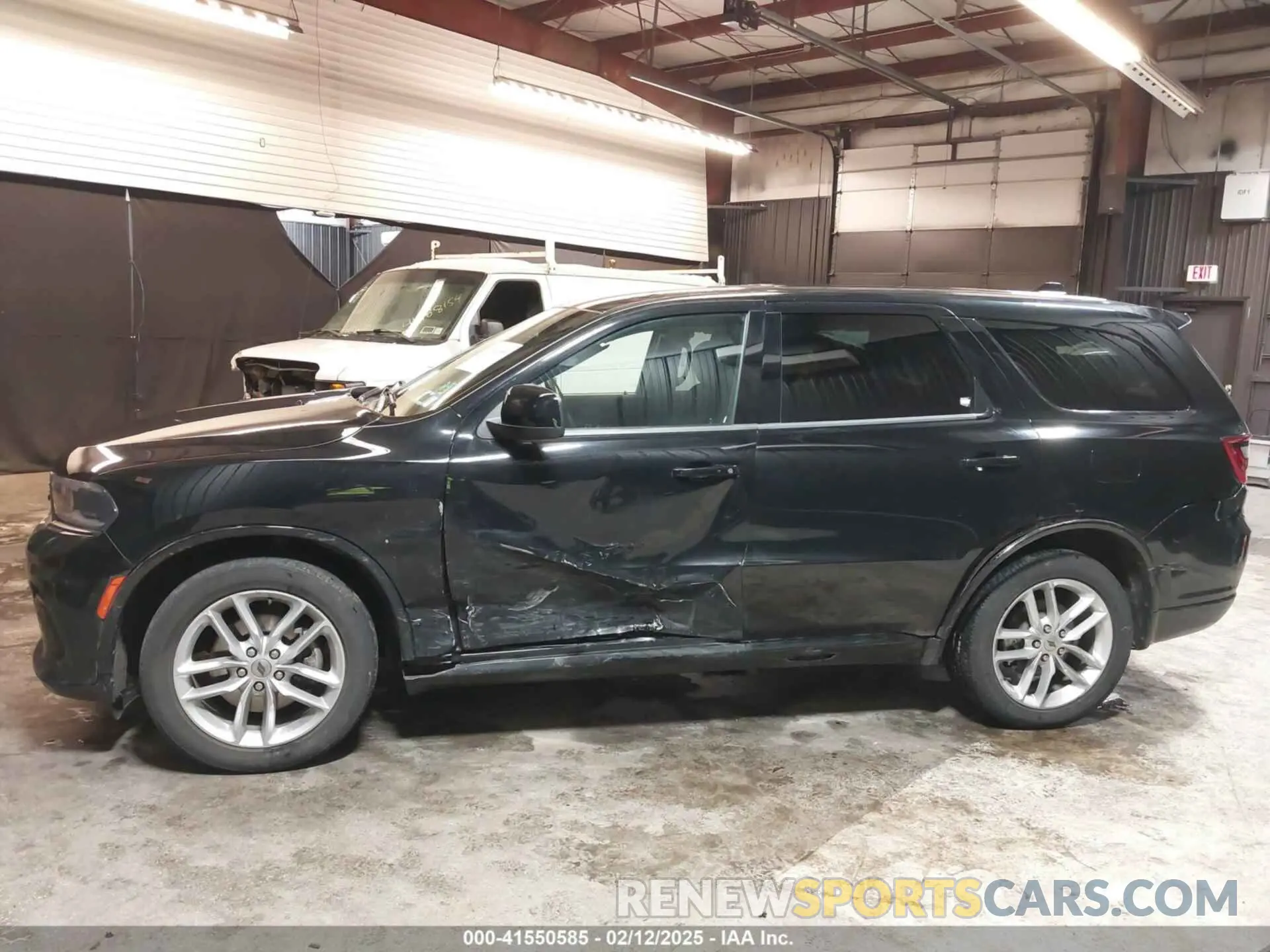 6 Photograph of a damaged car 1C4RDJDG1NC133283 DODGE DURANGO 2022
