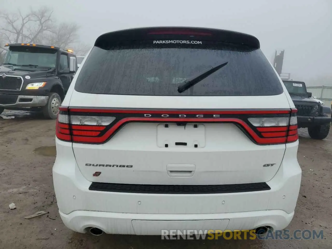 6 Photograph of a damaged car 1C4RDJDG3NC183134 DODGE DURANGO 2022