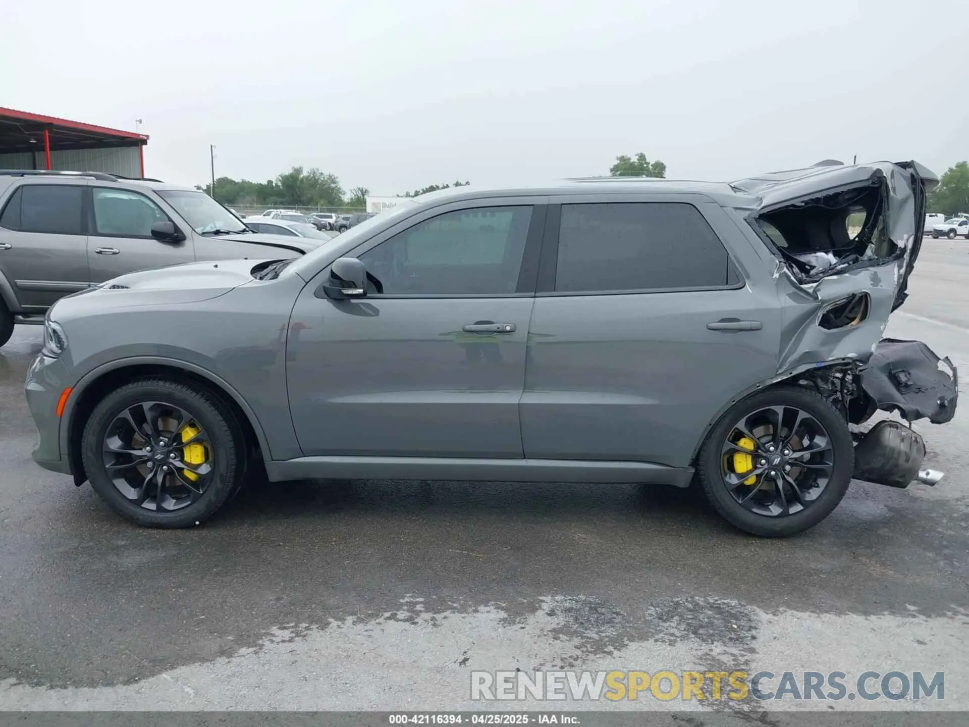 15 Photograph of a damaged car 1C4RDJDG3NC206279 DODGE DURANGO 2022
