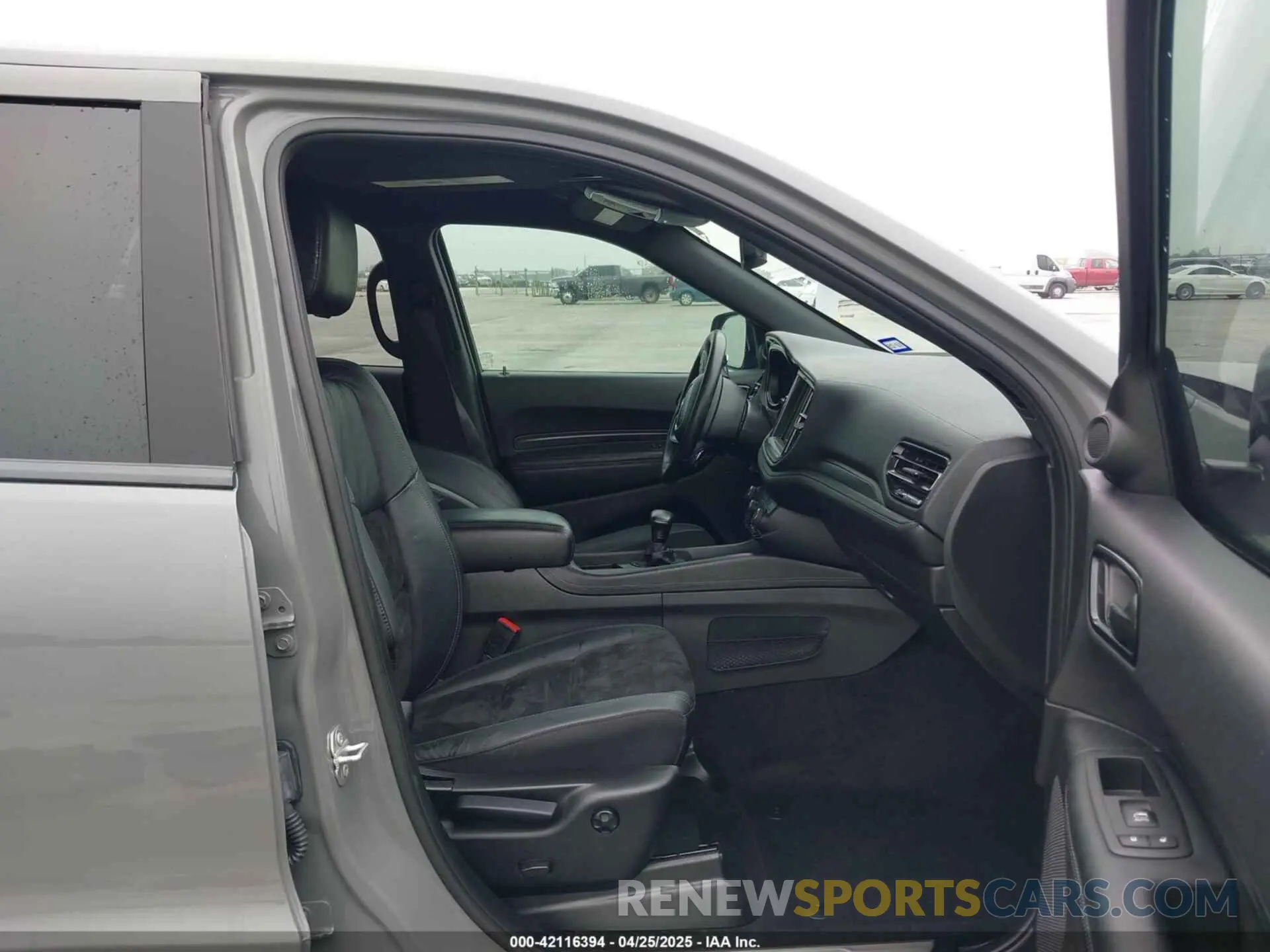 5 Photograph of a damaged car 1C4RDJDG3NC206279 DODGE DURANGO 2022