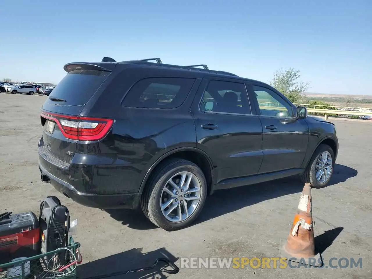 3 Photograph of a damaged car 1C4RDJDG5NC185208 DODGE DURANGO 2022