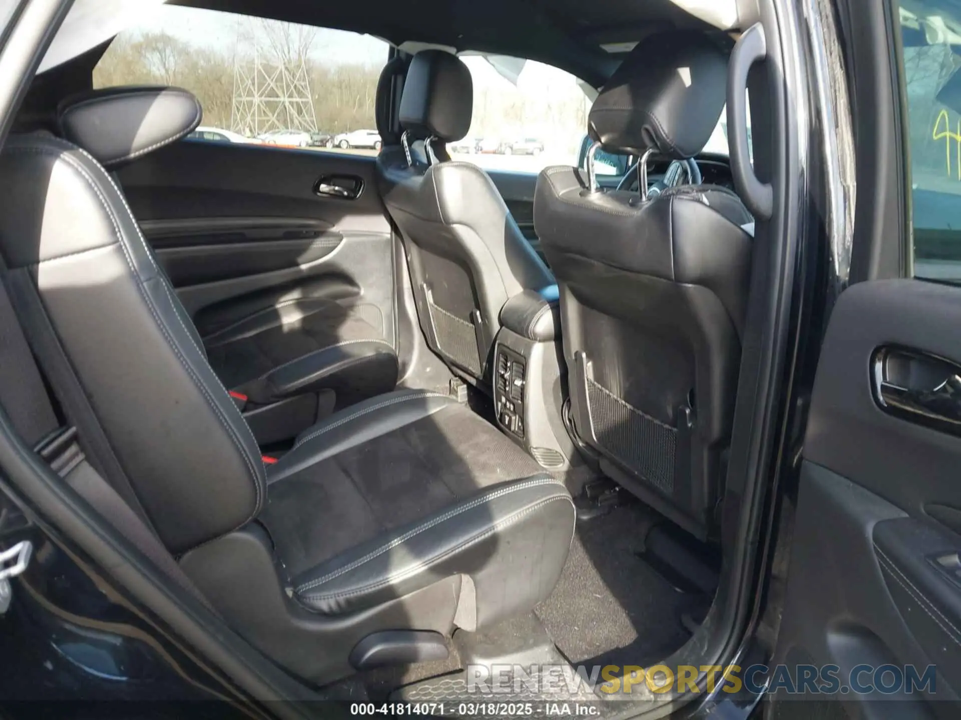 8 Photograph of a damaged car 1C4RDJDG6NC161421 DODGE DURANGO 2022