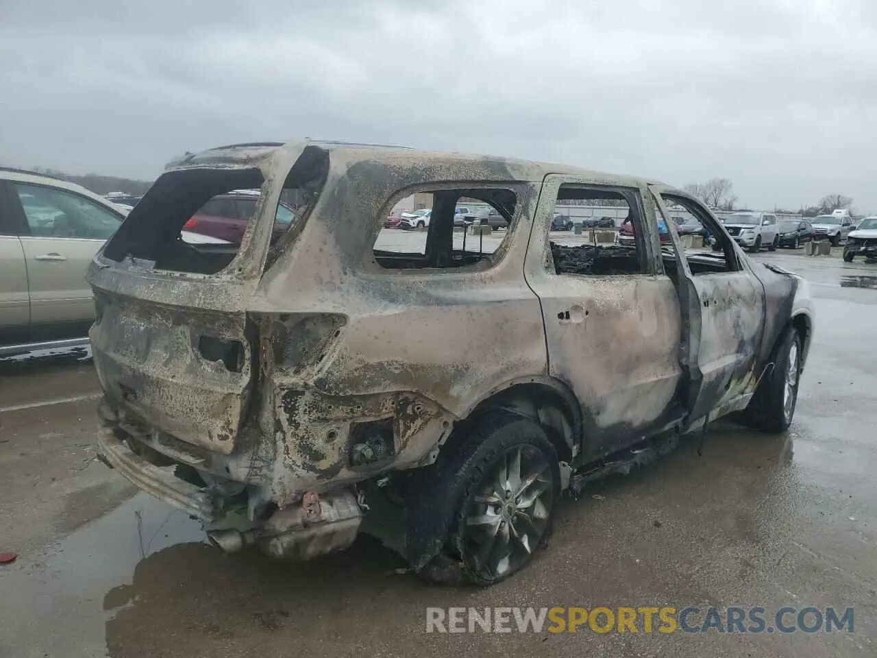 3 Photograph of a damaged car 1C4RDJDG8NC209677 DODGE DURANGO 2022