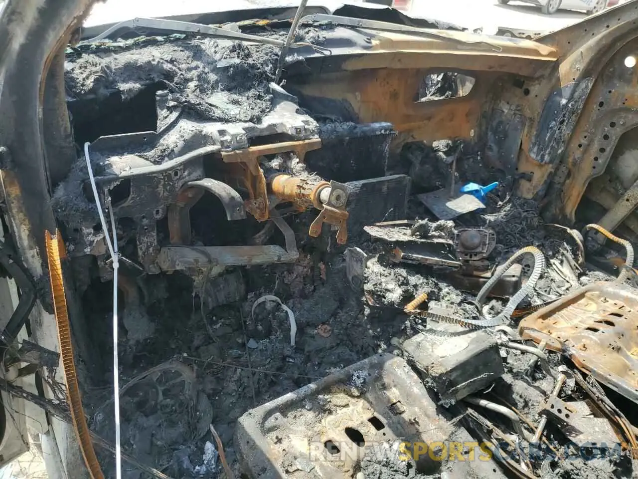 8 Photograph of a damaged car 1C4RDJDG8NC209677 DODGE DURANGO 2022