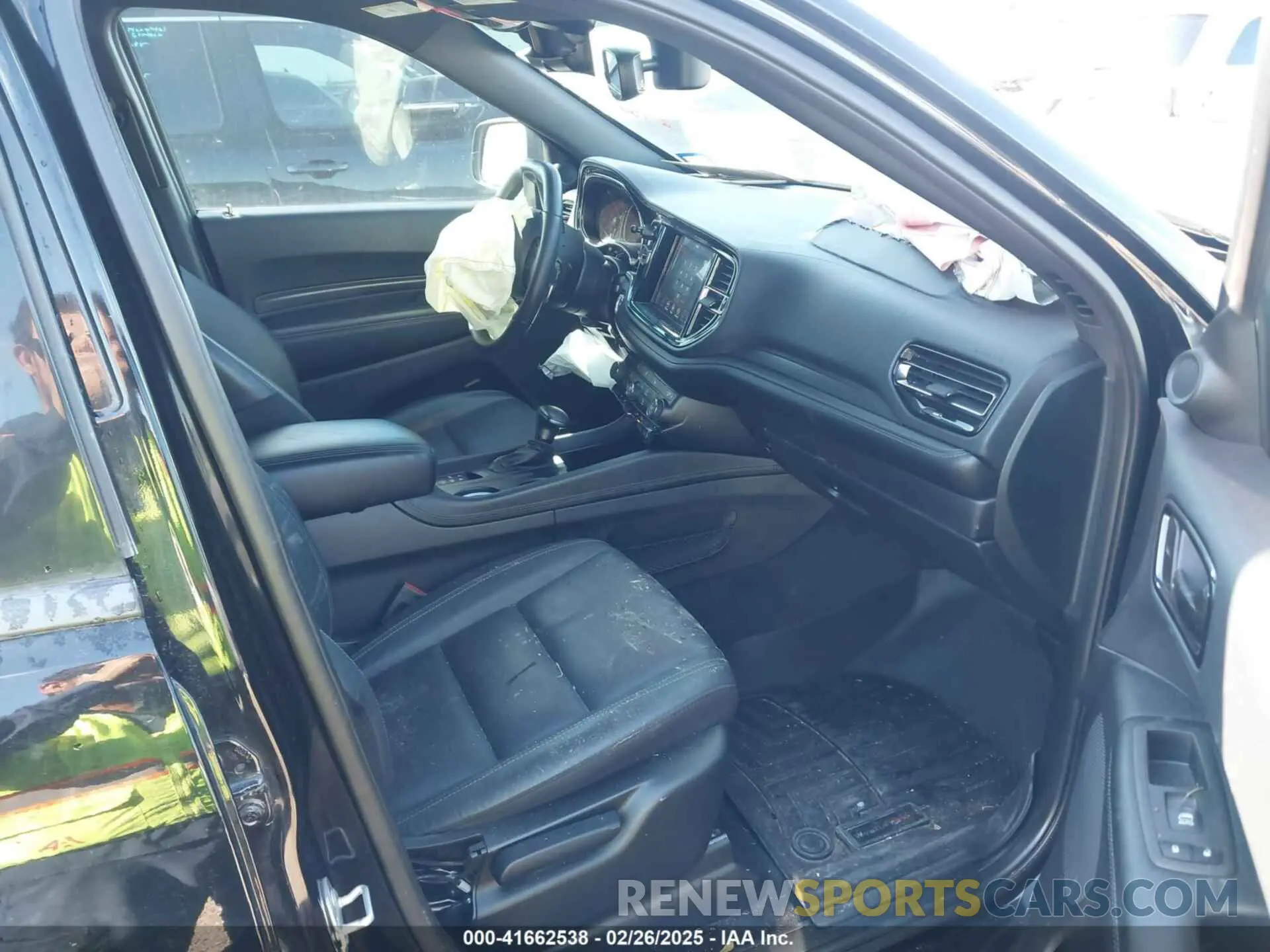5 Photograph of a damaged car 1C4RDJDG9NC211518 DODGE DURANGO 2022