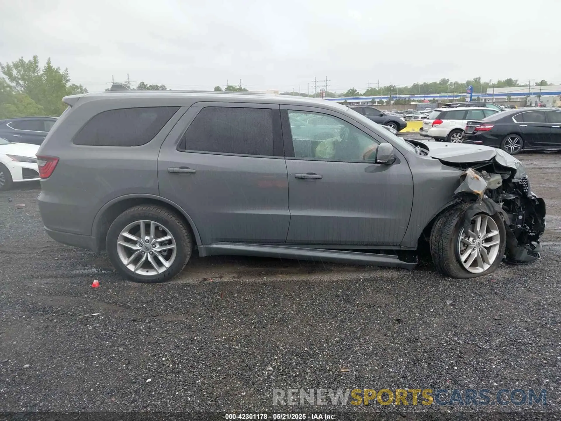 13 Photograph of a damaged car 1C4RDJDG9NC219487 DODGE DURANGO 2022