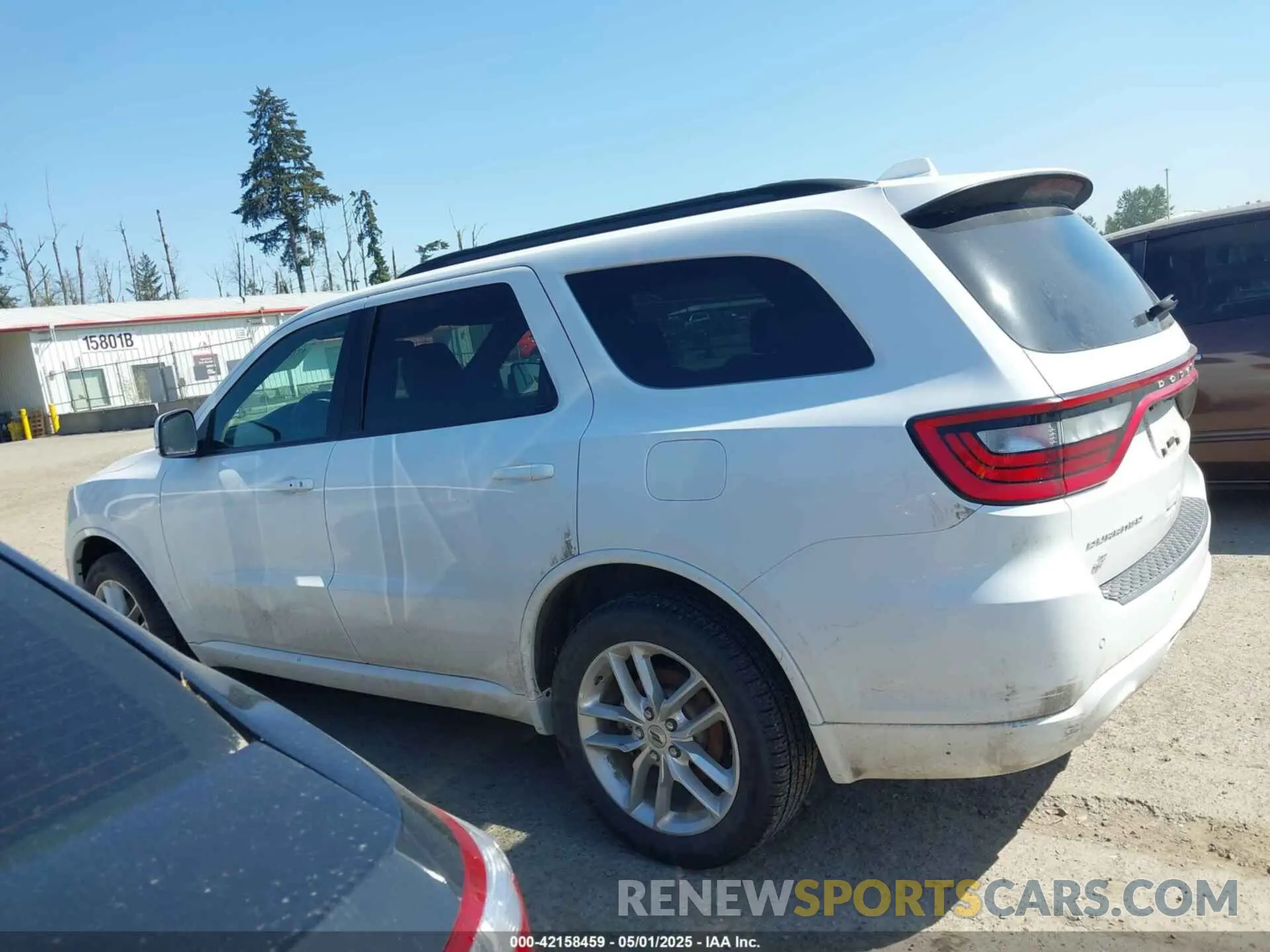 14 Photograph of a damaged car 1C4RDJDGXNC219398 DODGE DURANGO 2022
