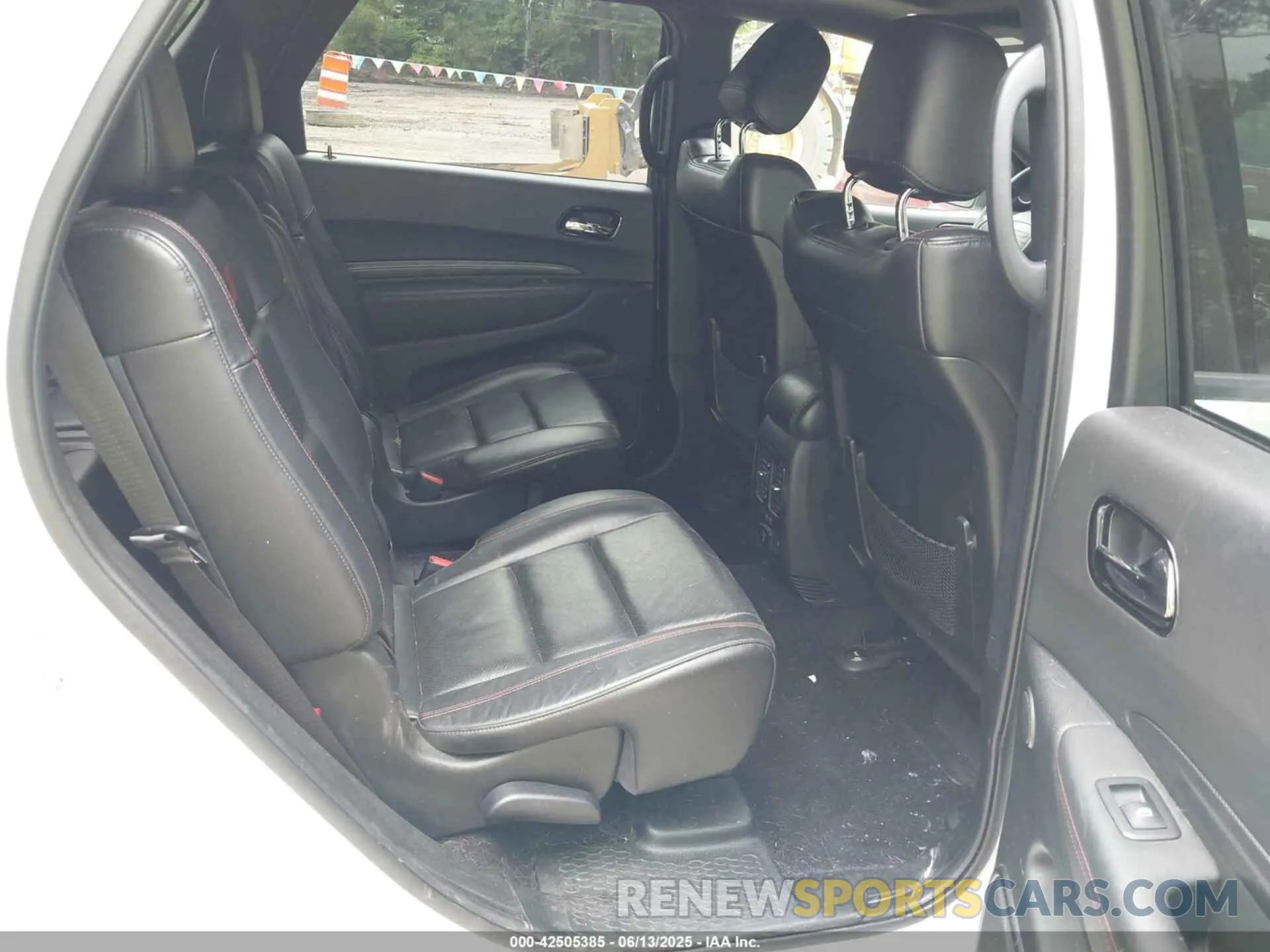 8 Photograph of a damaged car 1C4SDHCT0NC203316 DODGE DURANGO 2022