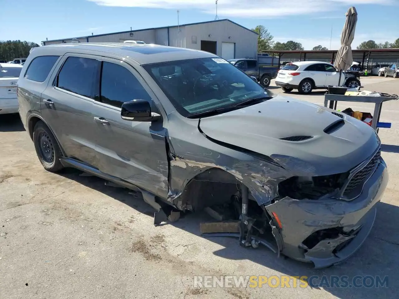 4 Photograph of a damaged car 1C4SDHCT1NC193699 DODGE DURANGO 2022