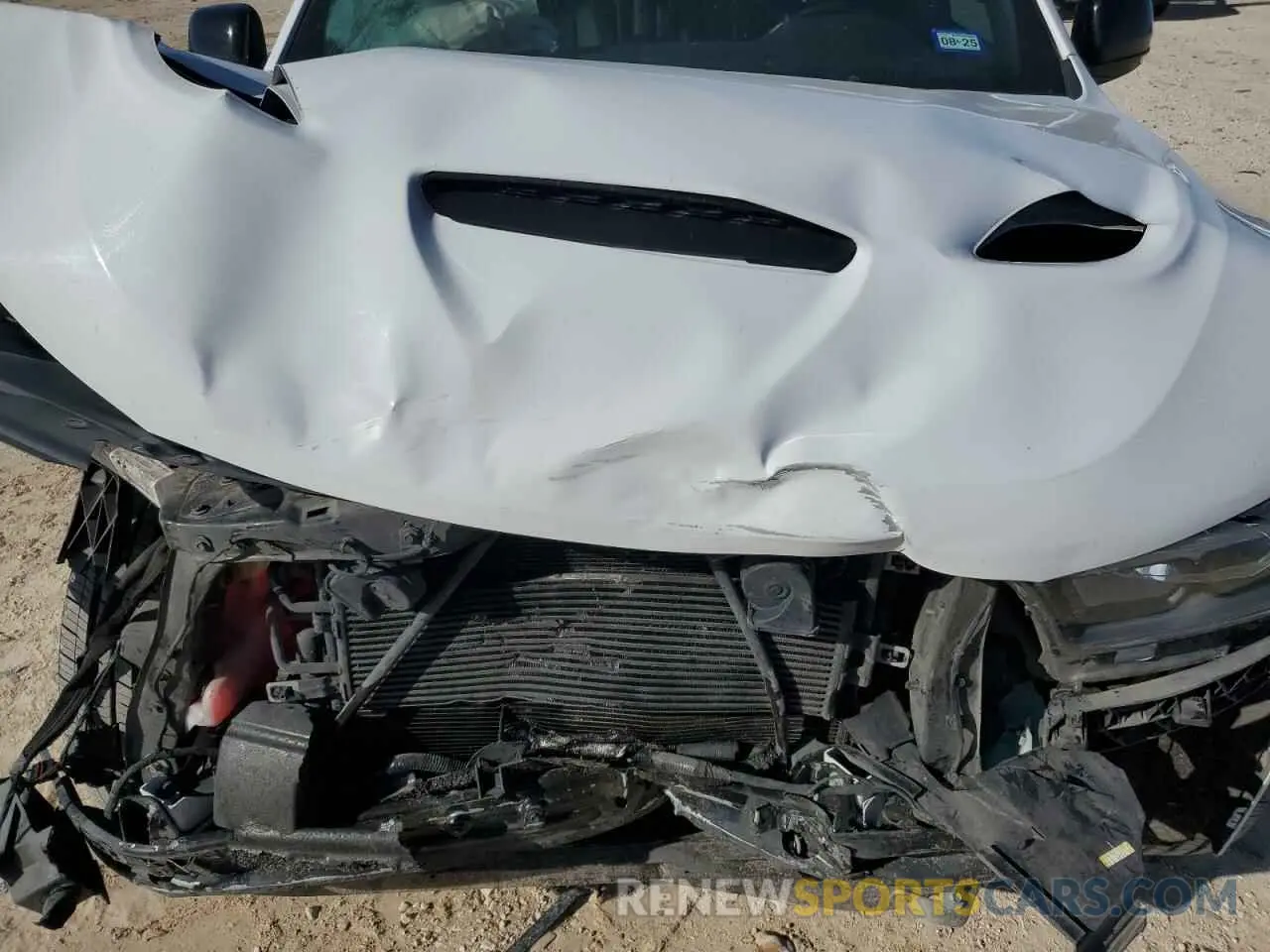 13 Photograph of a damaged car 1C4SDHCT8NC209204 DODGE DURANGO 2022